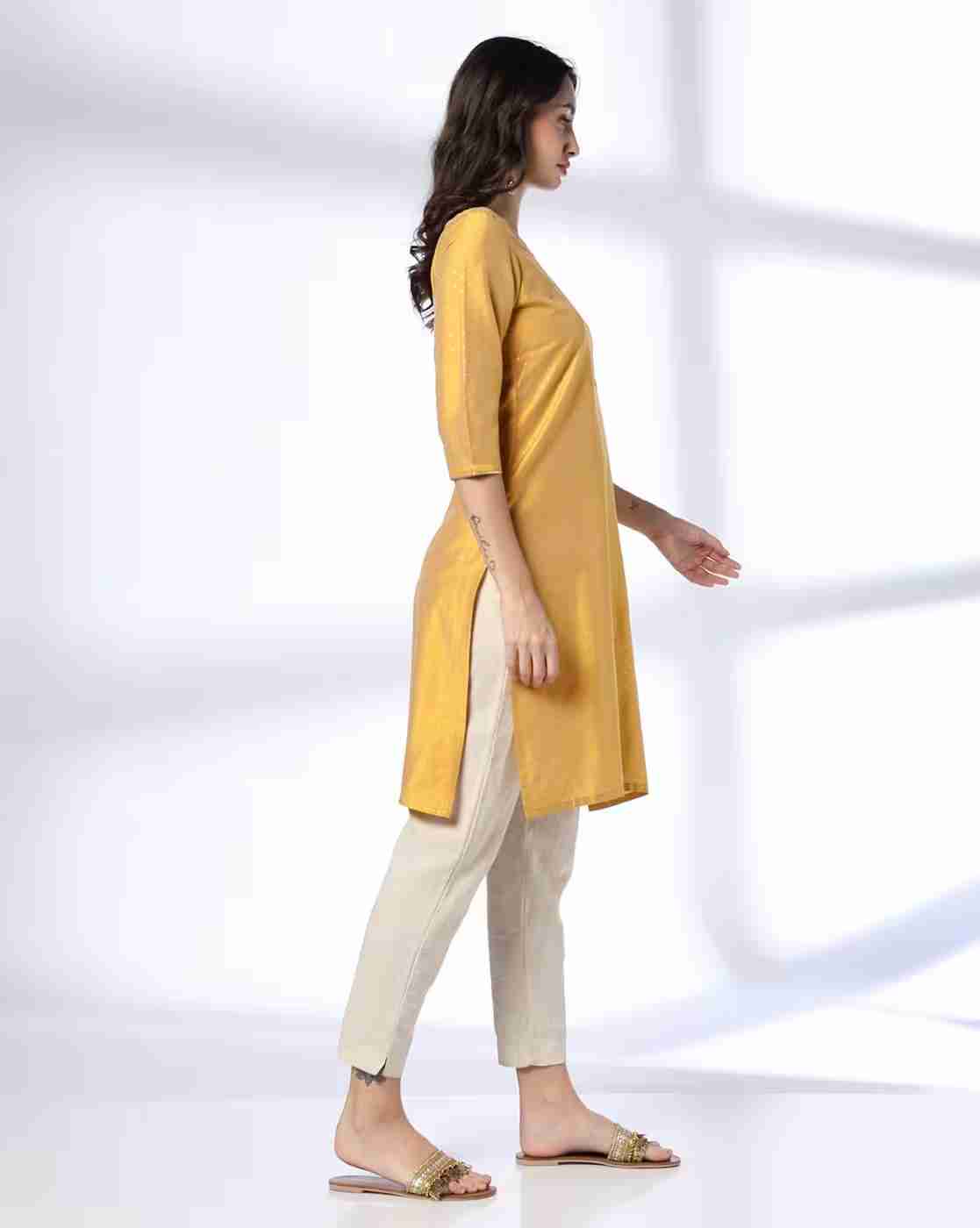 AVAASA MIX N' MATCH | Women Foil Print Straight Kurta|1