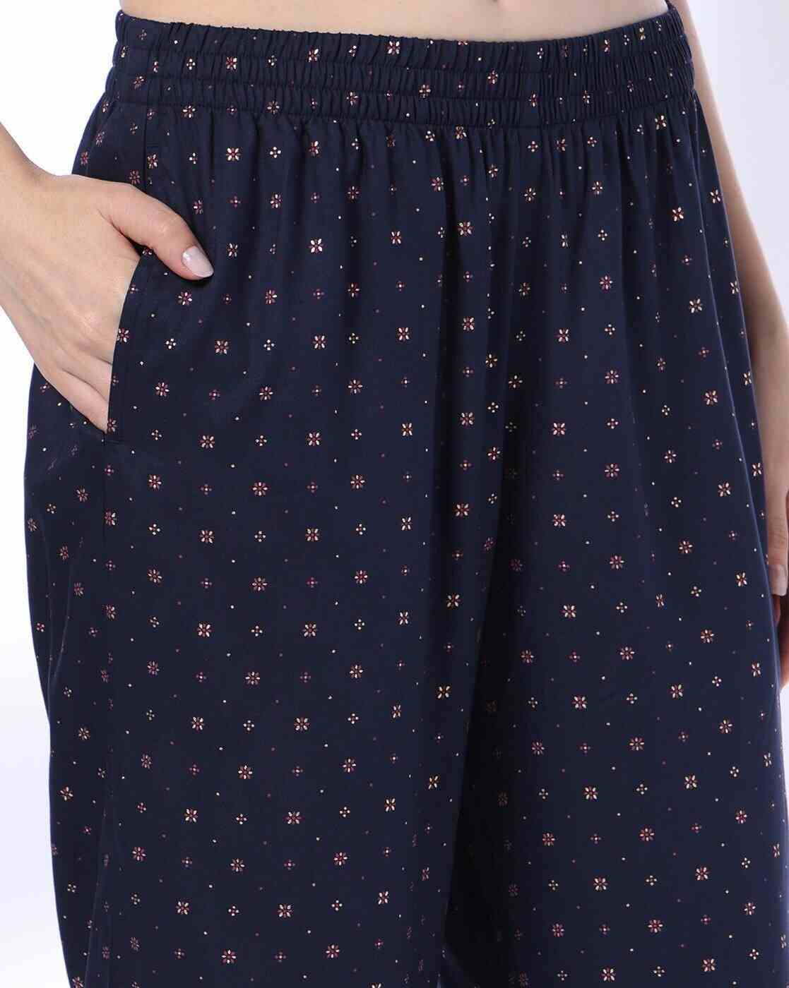 AVAASA MIX N' MATCH | Women Micro Print Straight Kurta with Pants|4