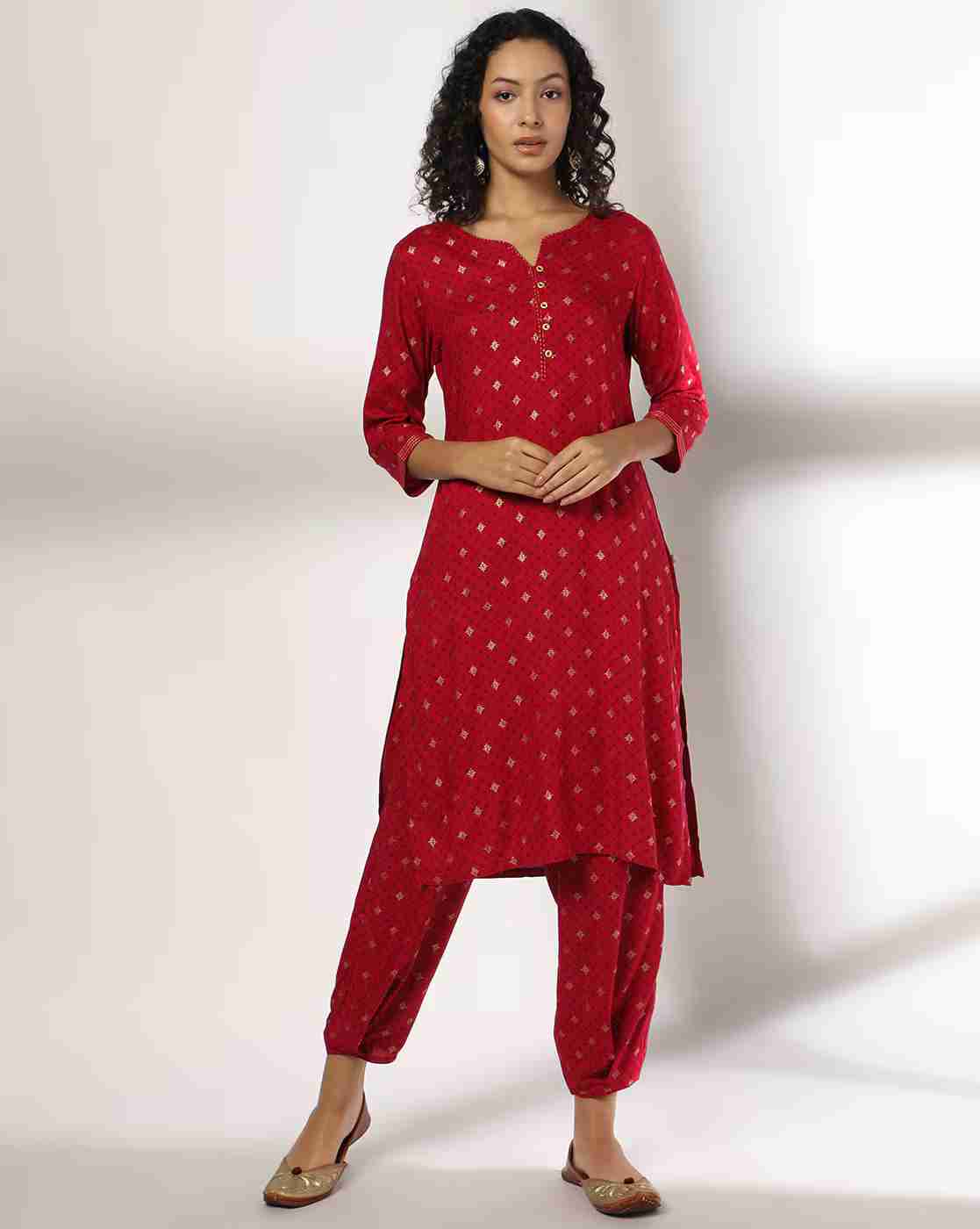 AVAASA MIX N' MATCH | Women Floral Print Straight Kurta & Pants Set|0