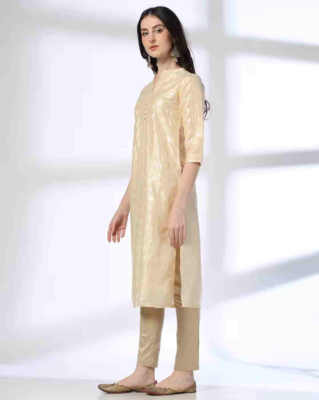 AVAASA MIX N' MATCH | Women Embroidered Straight Kurta|1