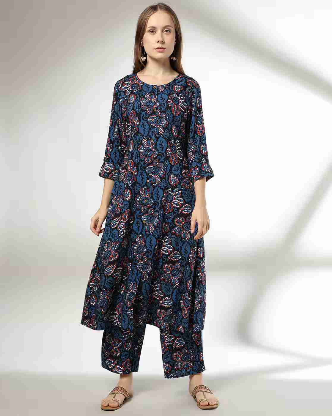 AVAASA MIX N' MATCH | Women Floral Print Straight Kurta & Pants Set|0