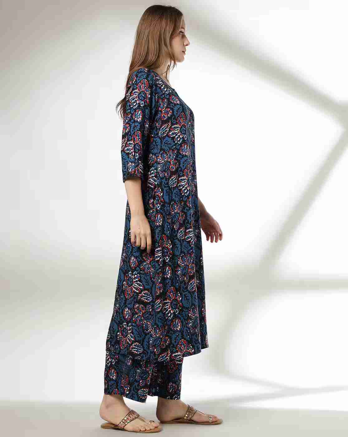AVAASA MIX N' MATCH | Women Floral Print Straight Kurta & Pants Set|1