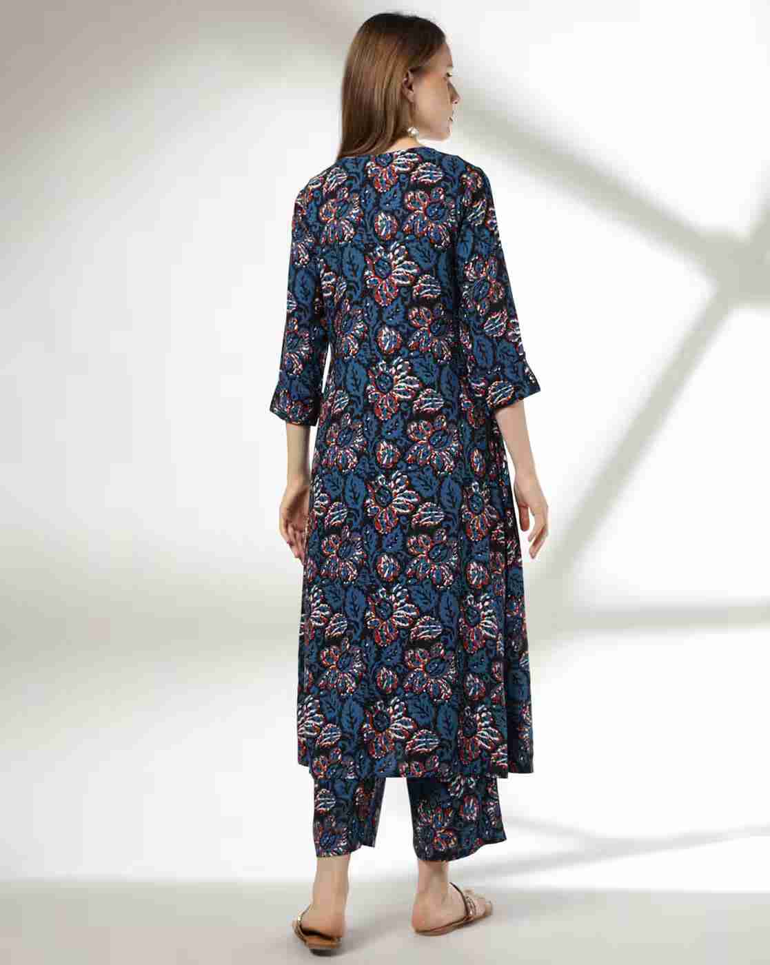 AVAASA MIX N' MATCH | Women Floral Print Straight Kurta & Pants Set|2