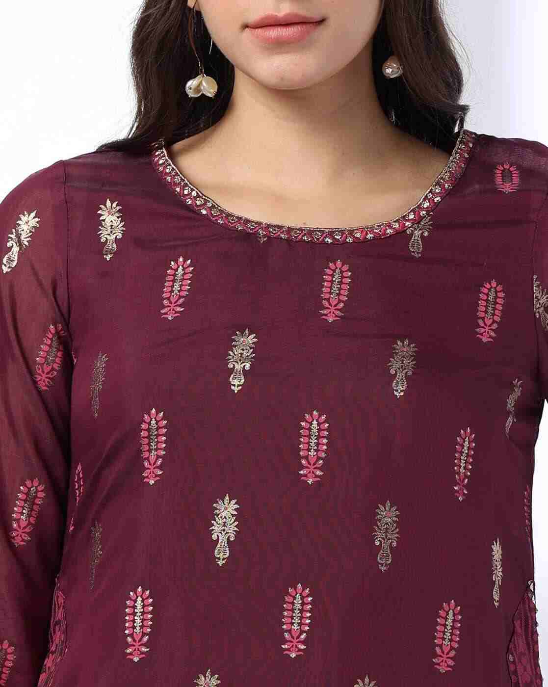 AVAASA MIX N' MATCH | Women Floral Print Layered Straight Kurta|4