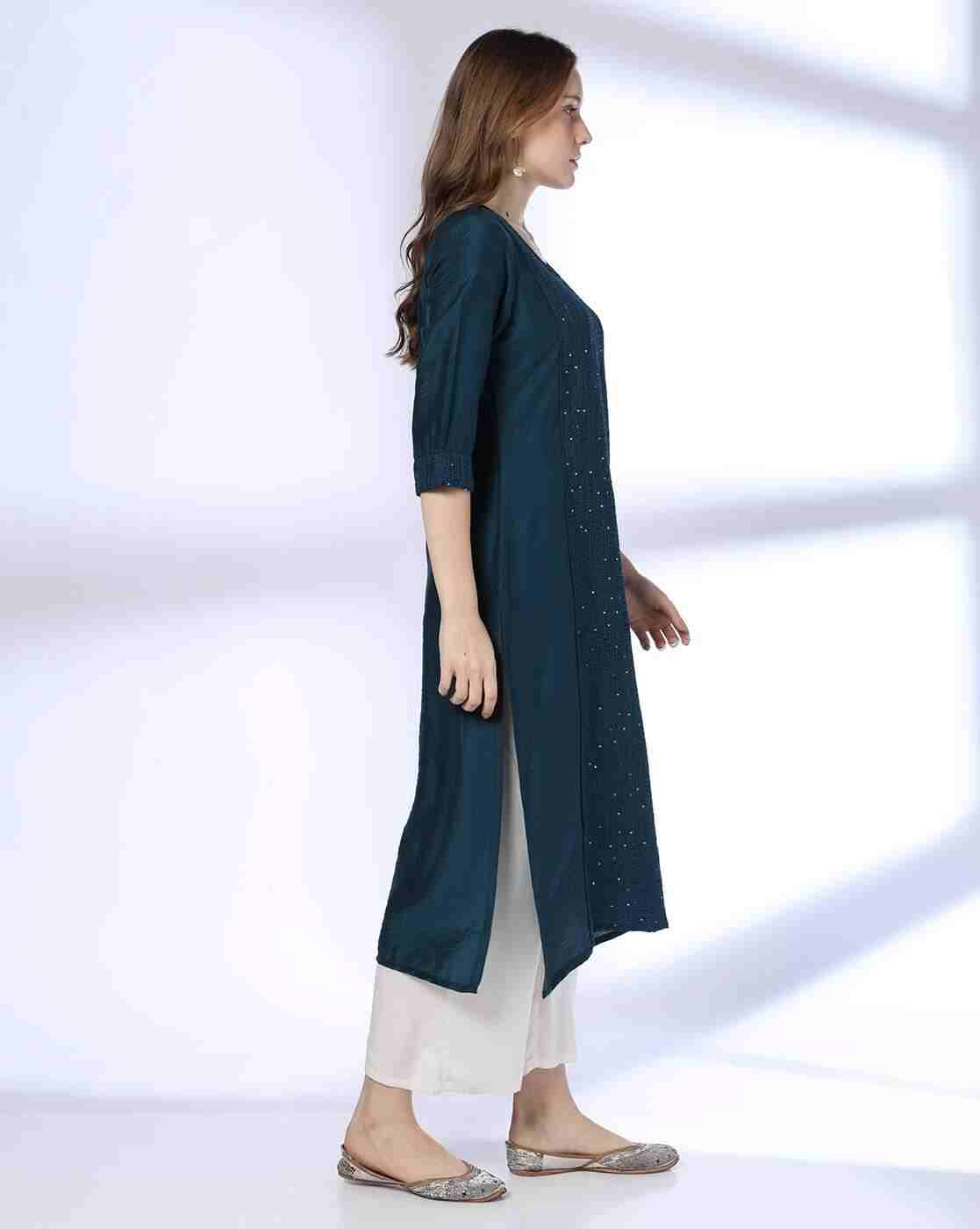 AVAASA MIX N' MATCH | Women Embroidered Straight Kurta|1