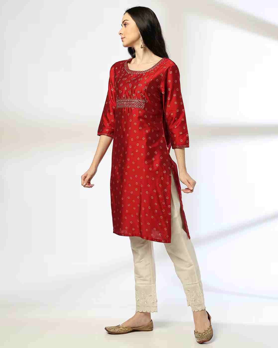 AVAASA MIX N' MATCH | Women Embroidered Straight Kurta|1