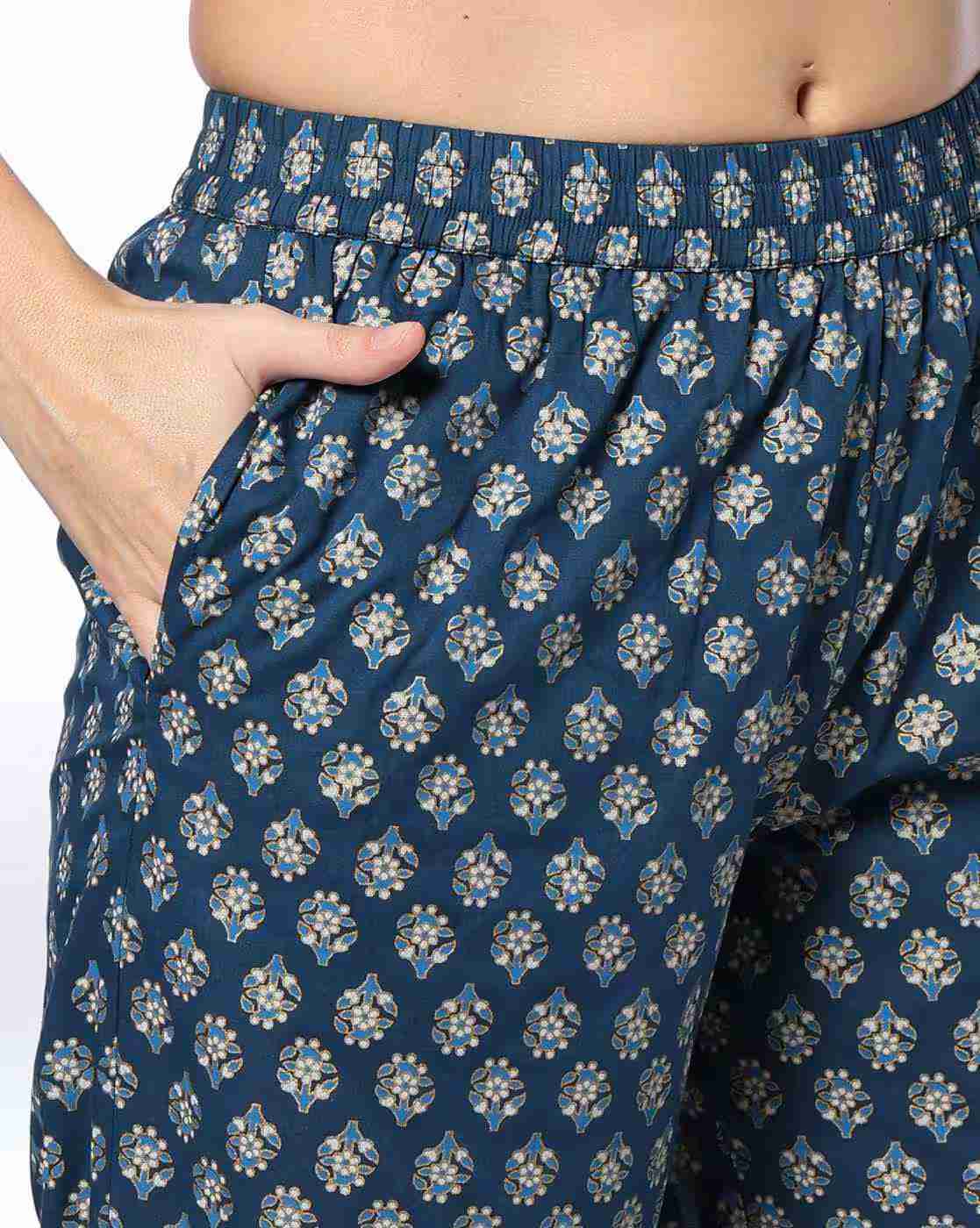 AVAASA MIX N' MATCH | Women Floral Print Straight Kurta Suit Set|4