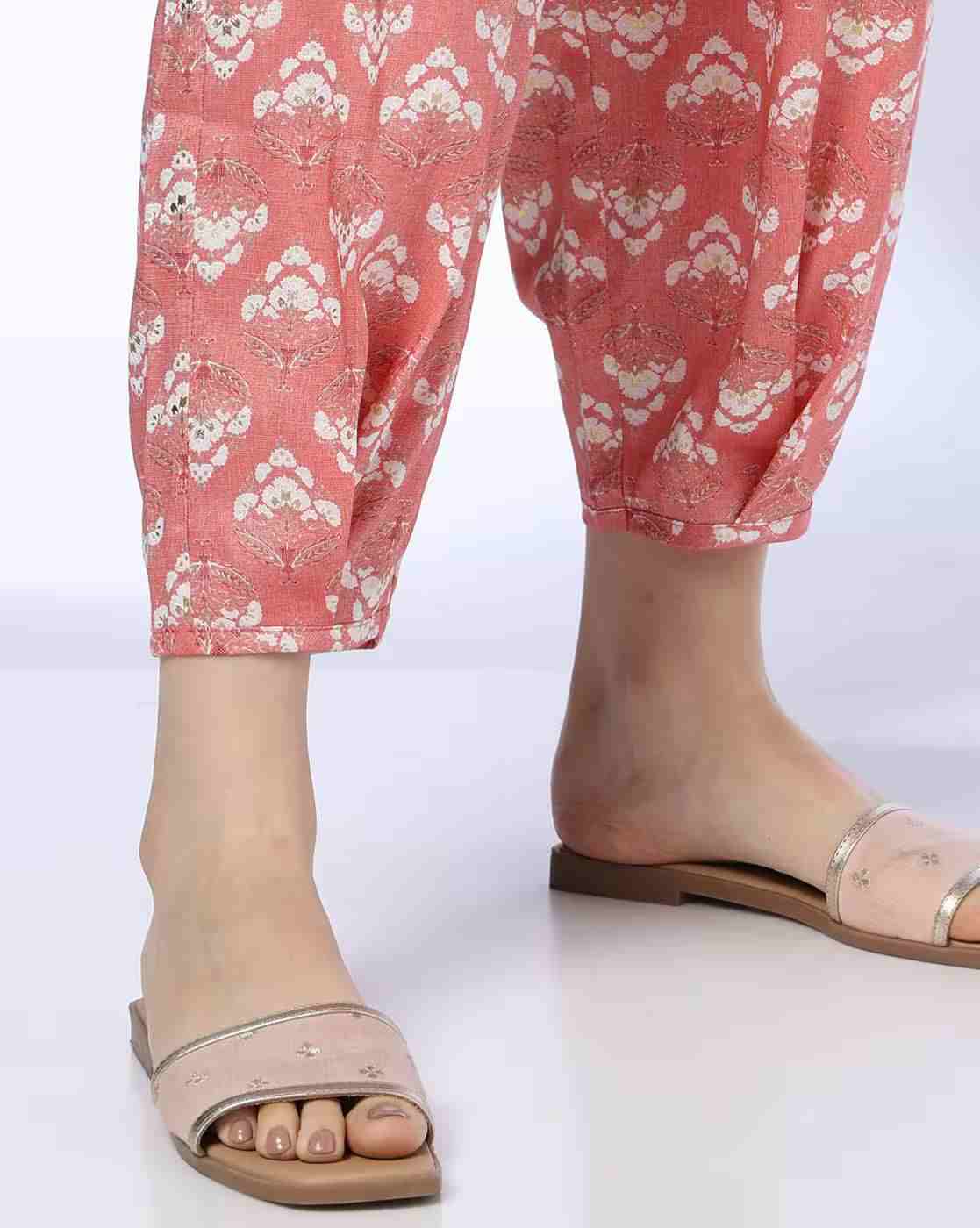 AVAASA MIX N' MATCH | Women Printed Straight Kurta Suit Set|5