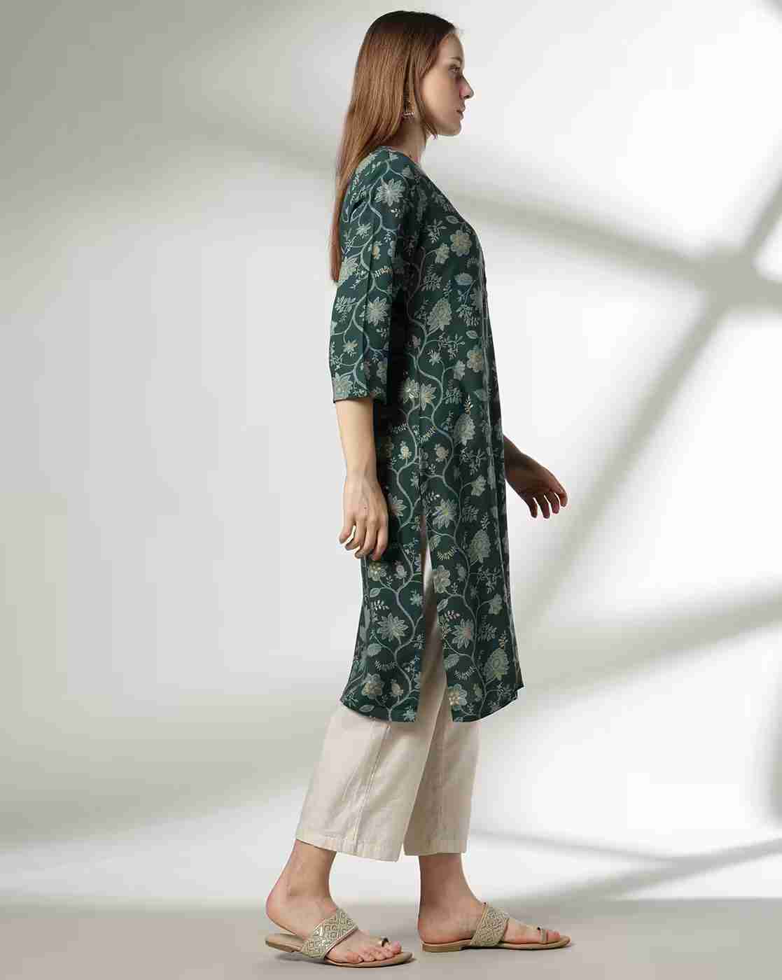 AVAASA MIX N' MATCH | Women Floral Print Straight Kurta|1