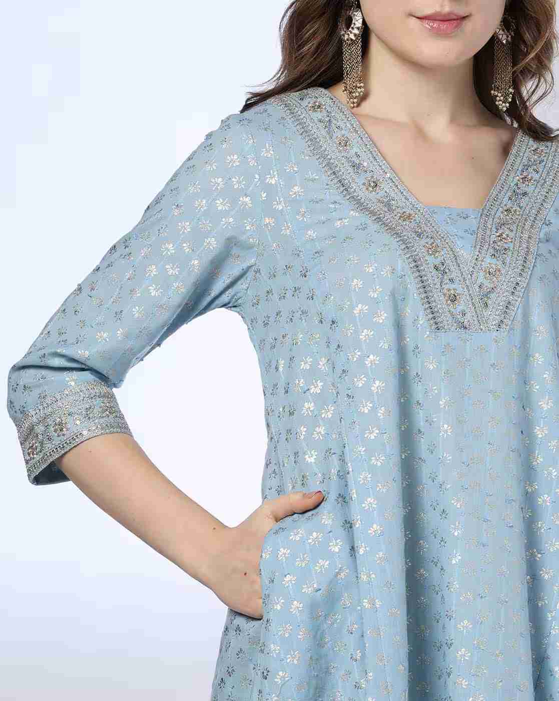 AVAASA MIX N' MATCH | Women Printed A-Line Kurta|3