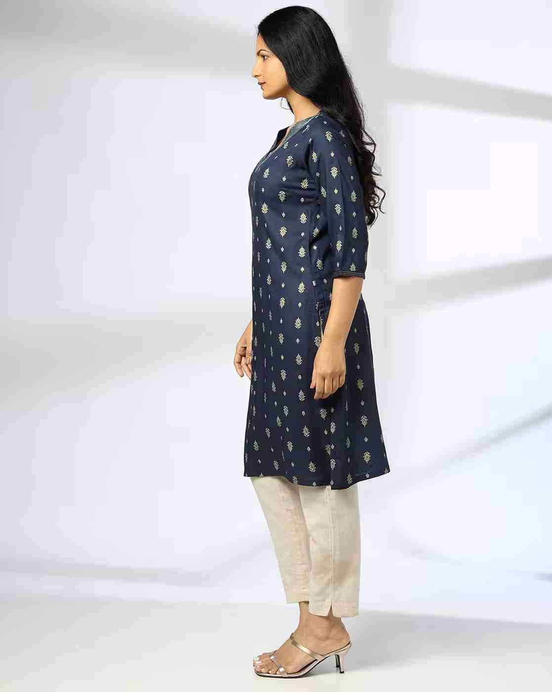 AVAASA MIX N' MATCH | Women Floral Print A-Line Kurta|1
