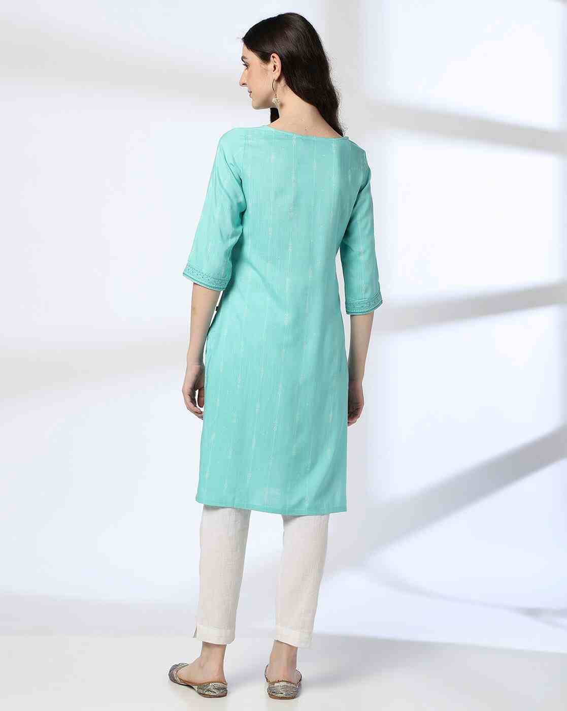 AVAASA MIX N' MATCH | Women Printed Straight Kurta|2