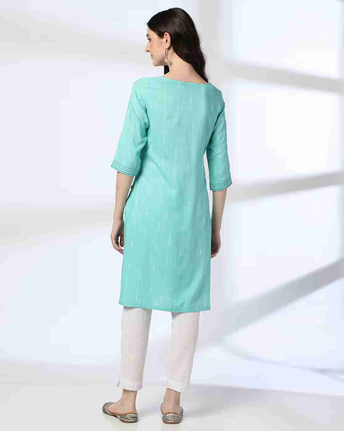 AVAASA MIX N' MATCH | Women Printed Straight Kurta|2