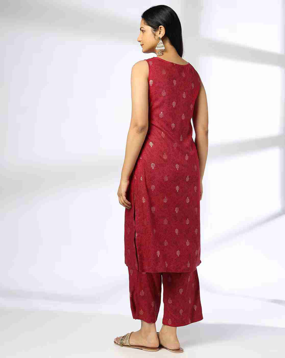 AVAASA MIX N' MATCH | Women Paisley Print Straight Kurta with Palazzos|2