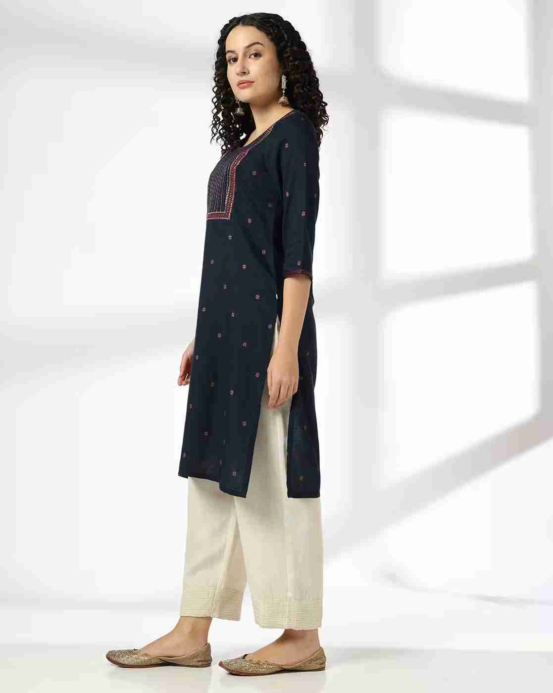 AVAASA MIX N' MATCH | Women Geometric Print Straight Kurta|1
