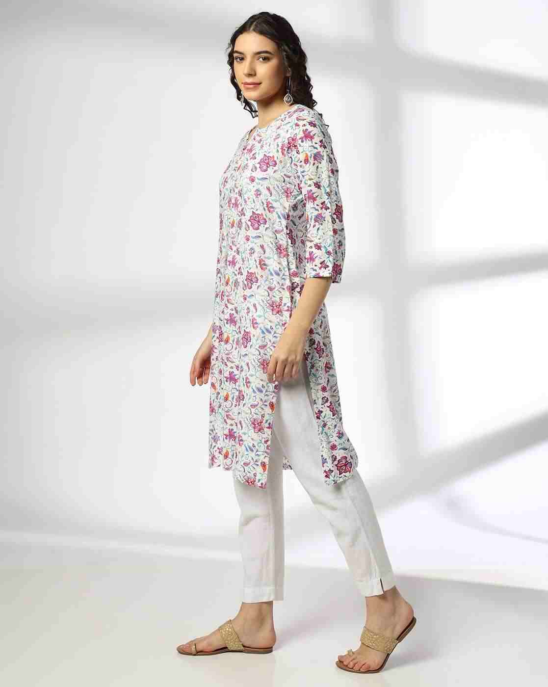 AVAASA MIX N' MATCH | Women Floral Print Straight Kurta|2