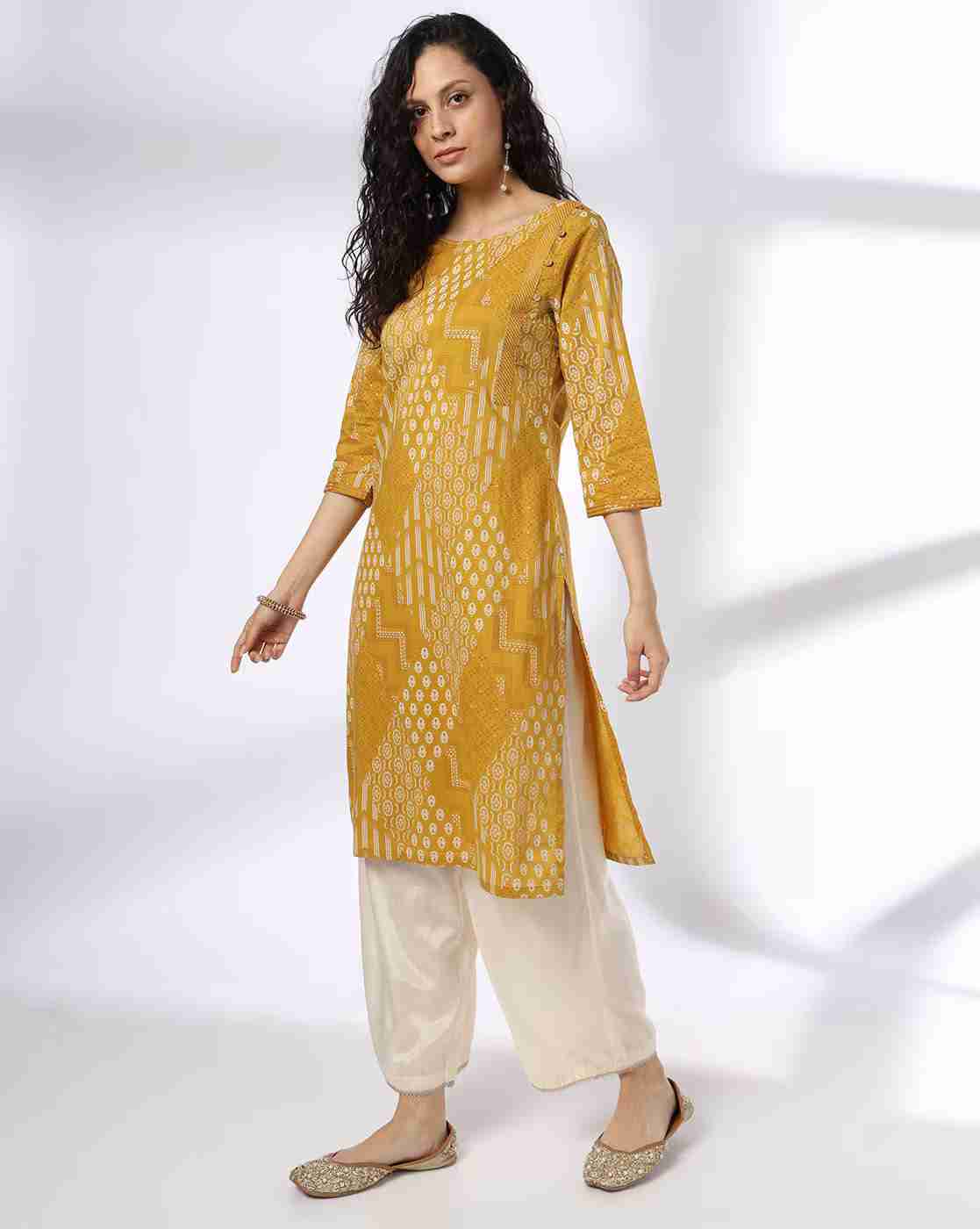 AVAASA MIX N' MATCH | Women Printed Straight Kurta|3