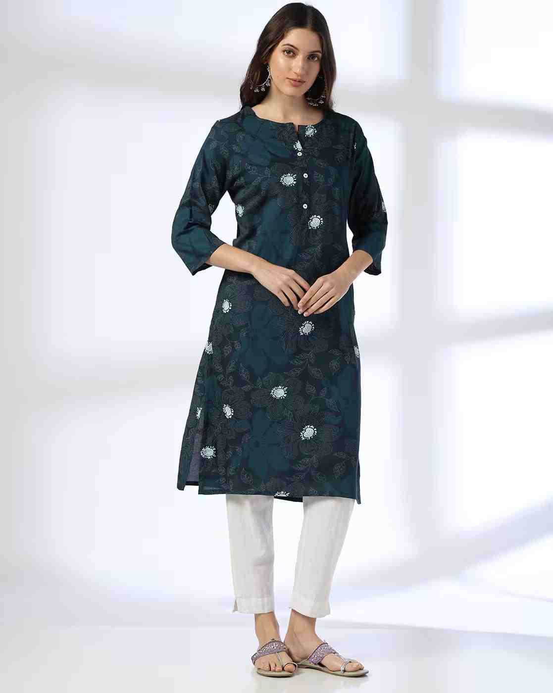 AVAASA MIX N' MATCH | Women Floral Print Straight Kurta|0