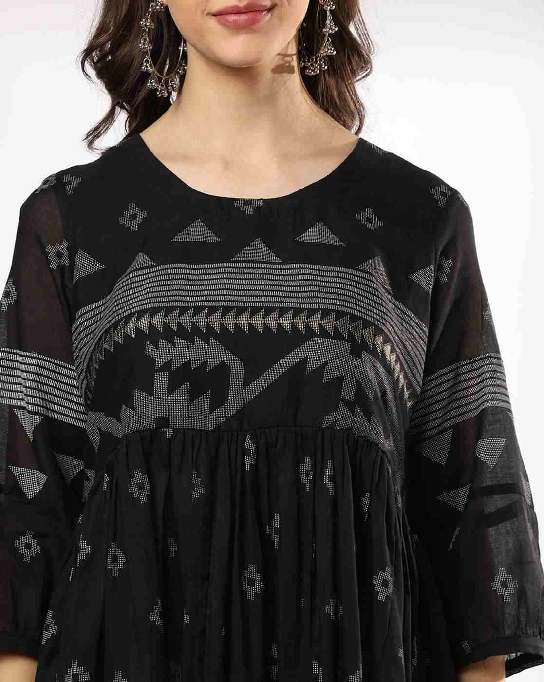 AVAASA MIX N' MATCH | Women Geometric Print Flared Kurta with Insert Pocket|3
