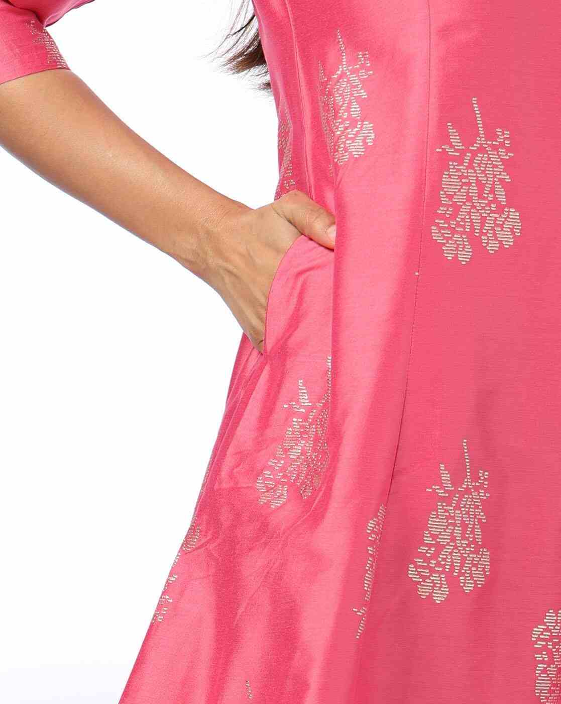 AVAASA MIX N' MATCH | Women Foil Print A-Line Kurta|4