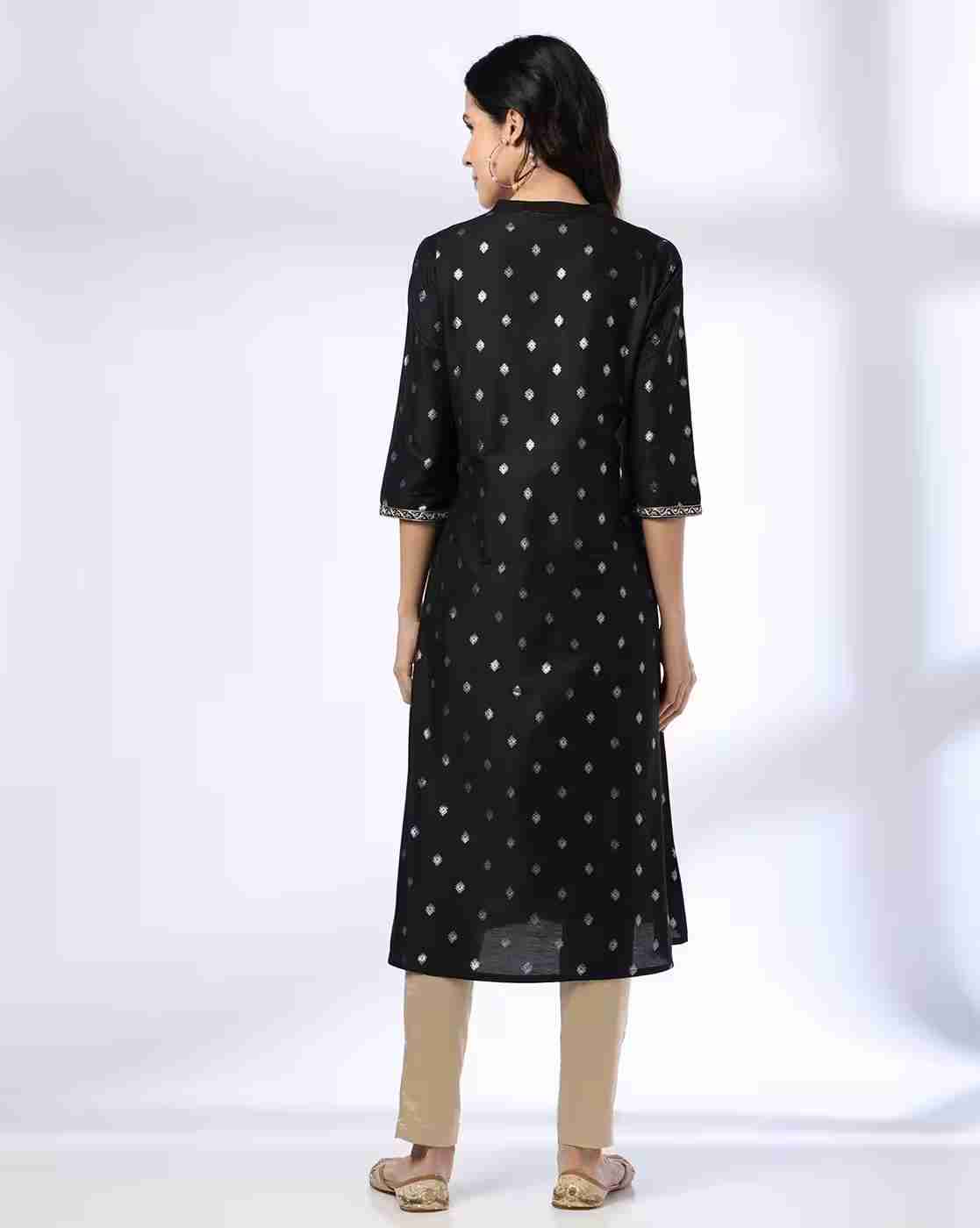 AVAASA MIX N' MATCH | Women Printed V-Neck Straight Kurta|2