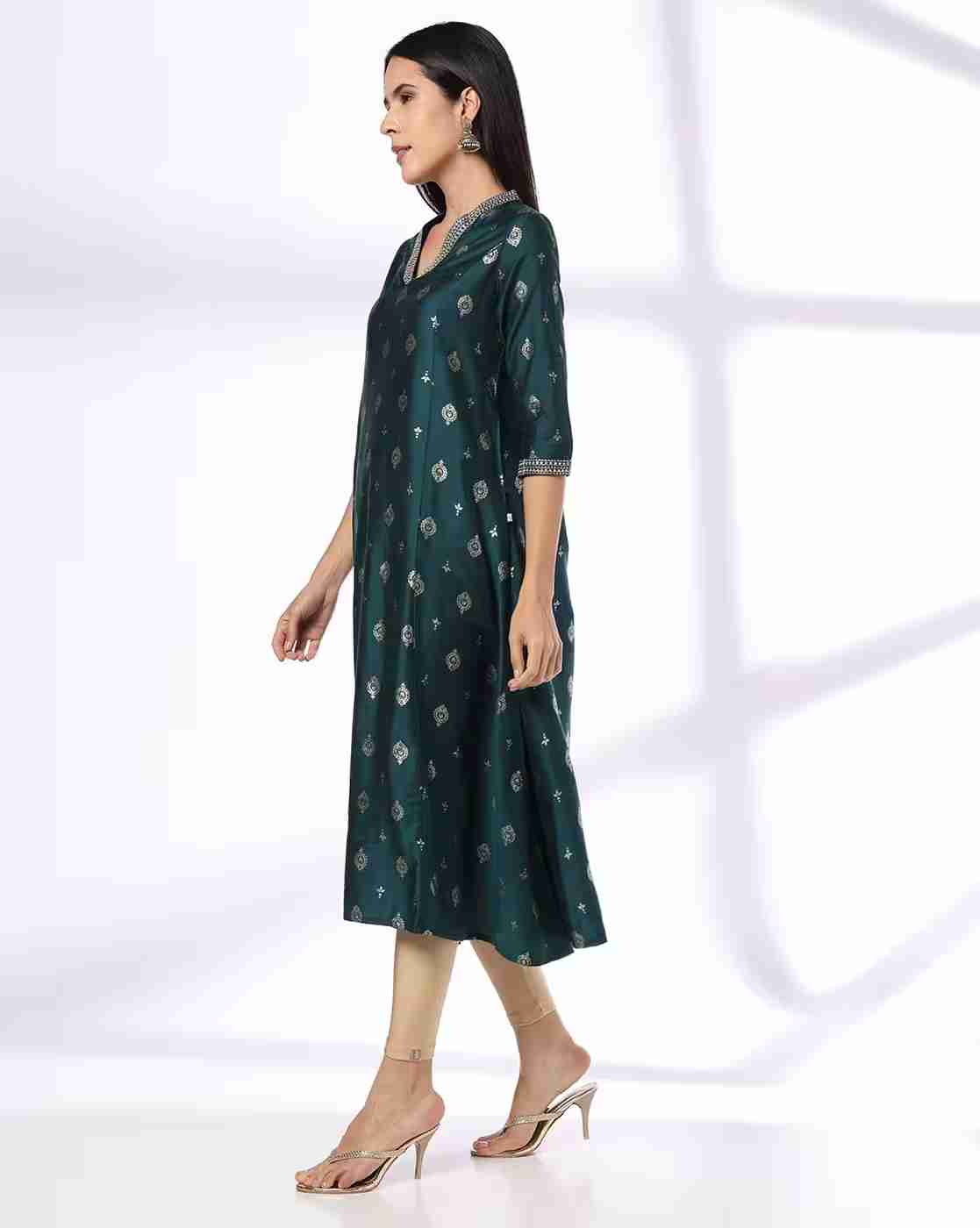 AVAASA MIX N' MATCH | Women Printed Flared Kurta|1