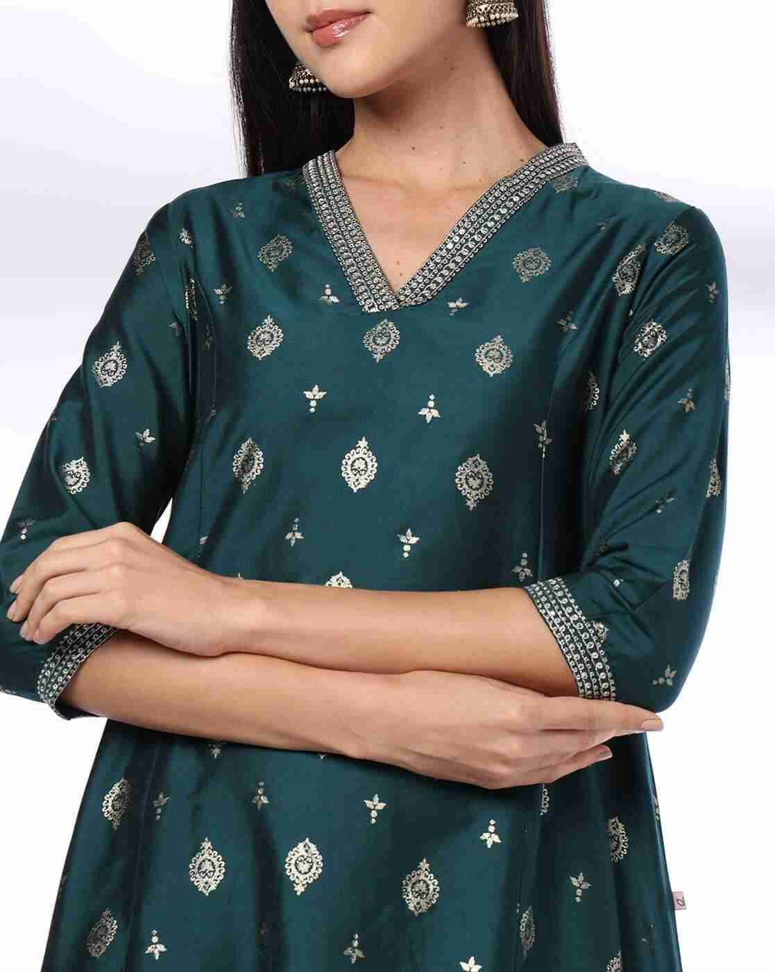 AVAASA MIX N' MATCH | Women Printed Flared Kurta|3