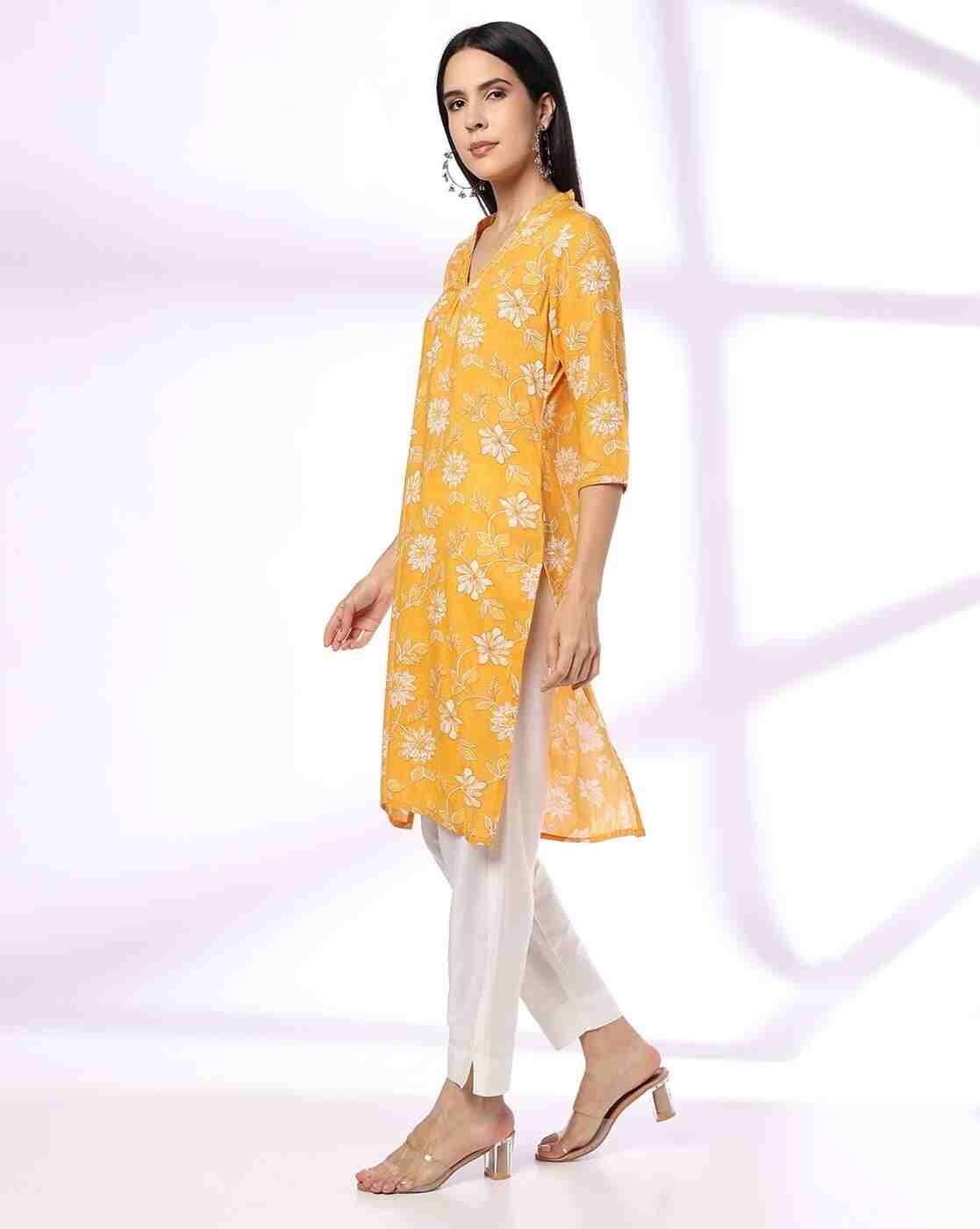 AVAASA MIX N' MATCH | Women Floral Print Straight Kurta|1