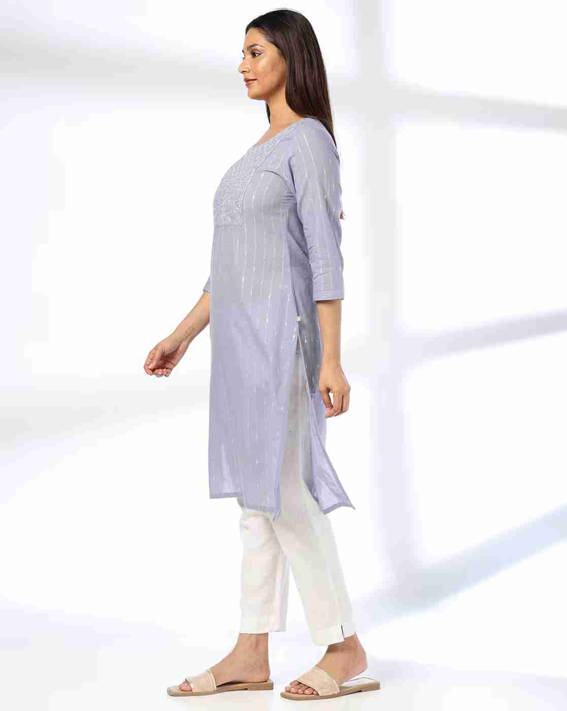 AVAASA MIX N' MATCH | Women Embroidered Straight Kurta|1