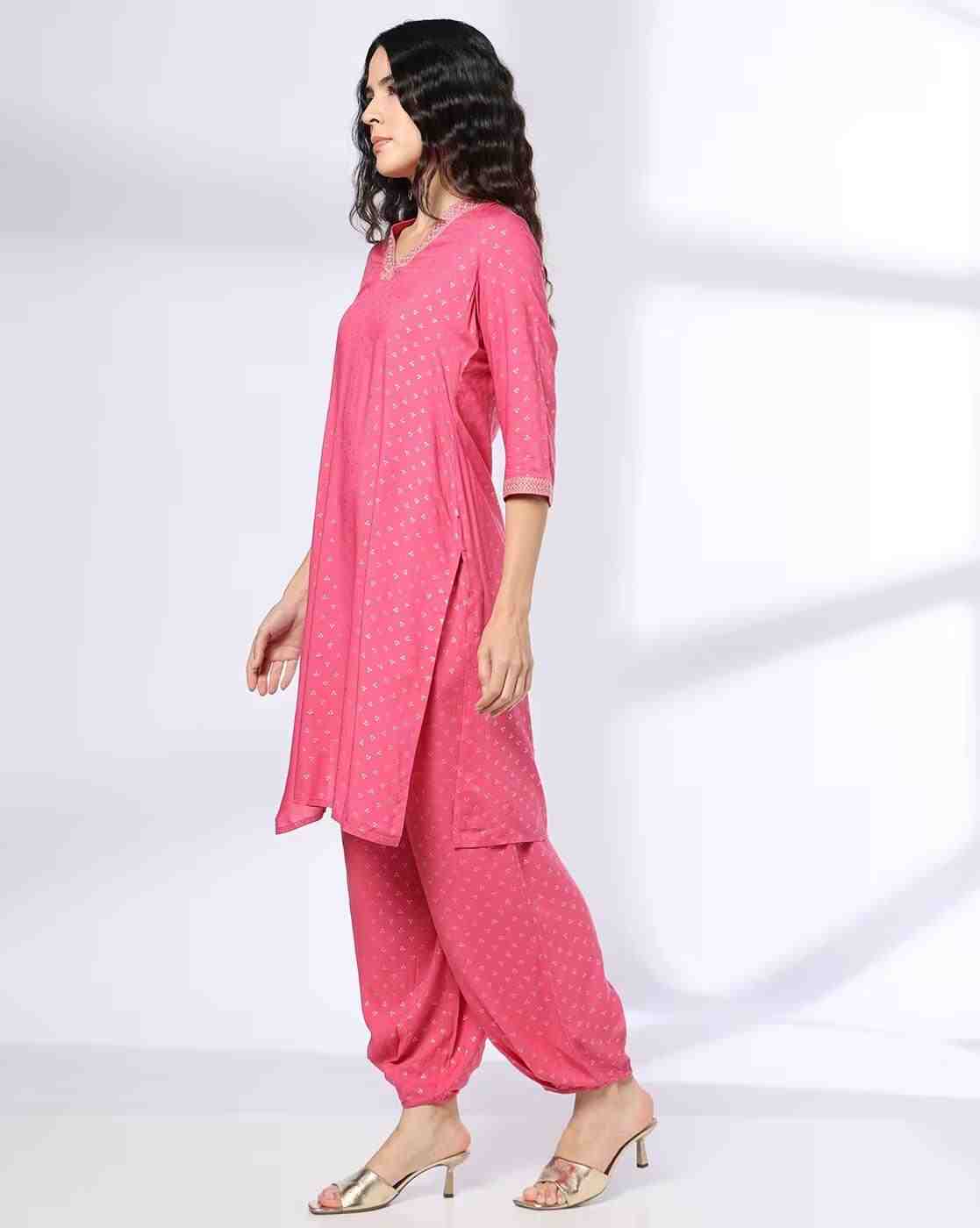 AVAASA MIX N' MATCH | Women Foil Print Straight Kurta & Salwar Set|1