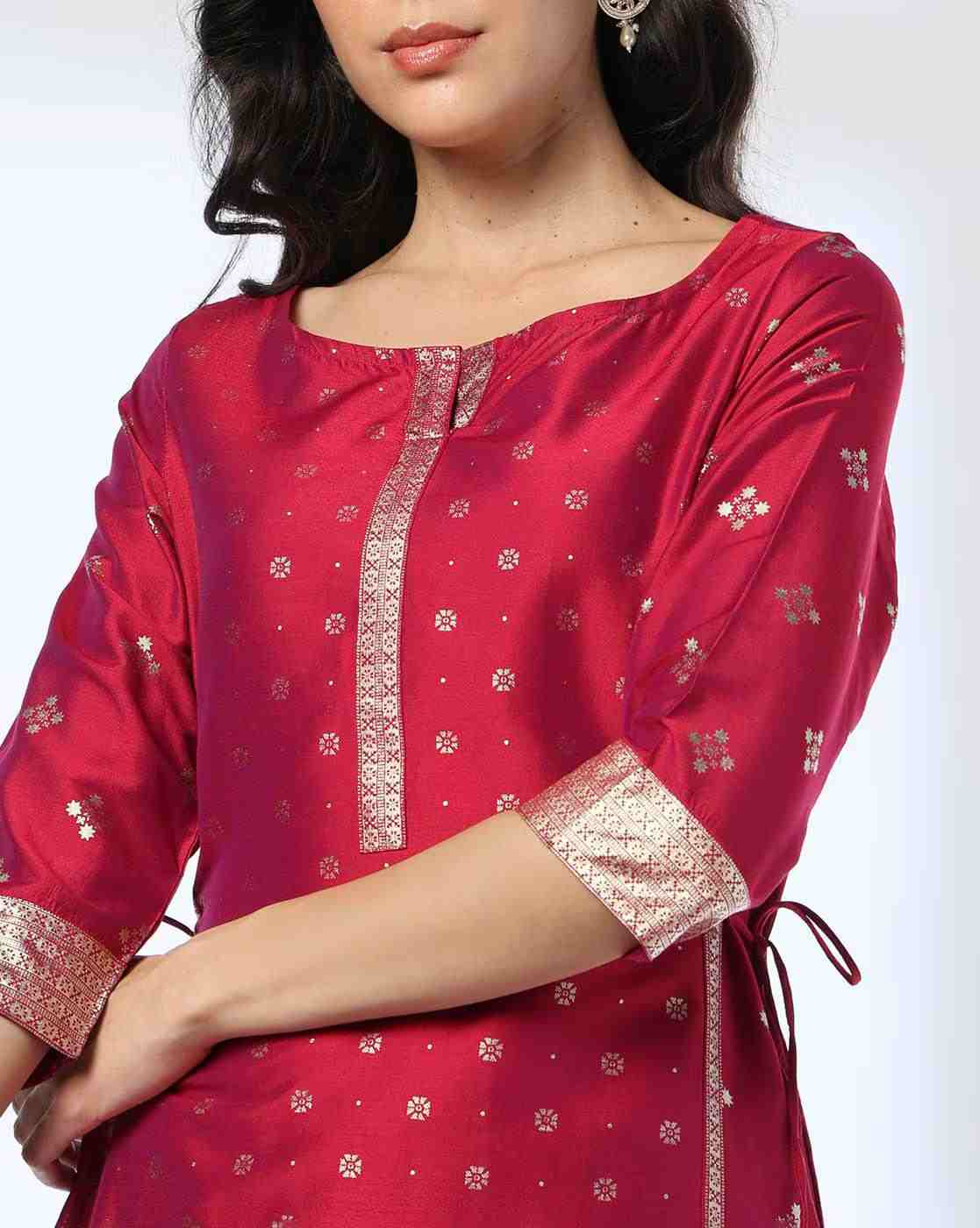 AVAASA MIX N' MATCH | Women Printed Boat-Neck Kurta|3