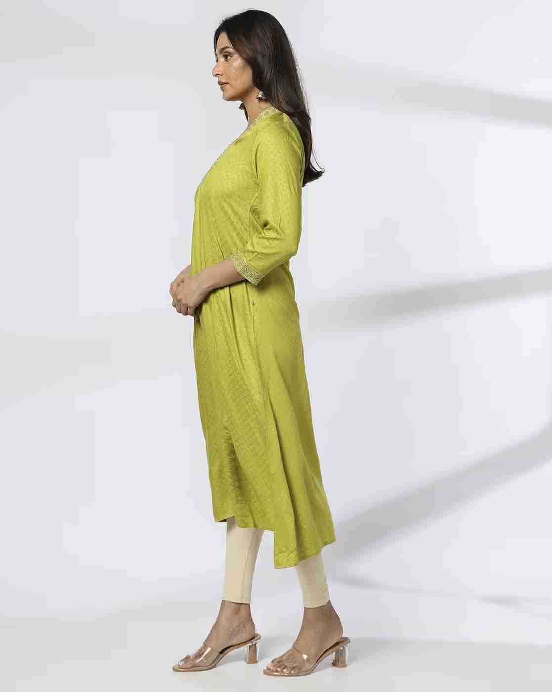 AVAASA MIX N' MATCH | Women Geometric Print A-Line Kurta|1