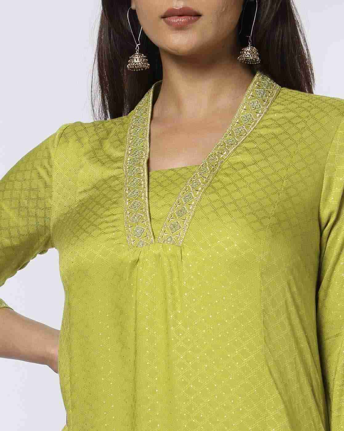 AVAASA MIX N' MATCH | Women Geometric Print A-Line Kurta|3