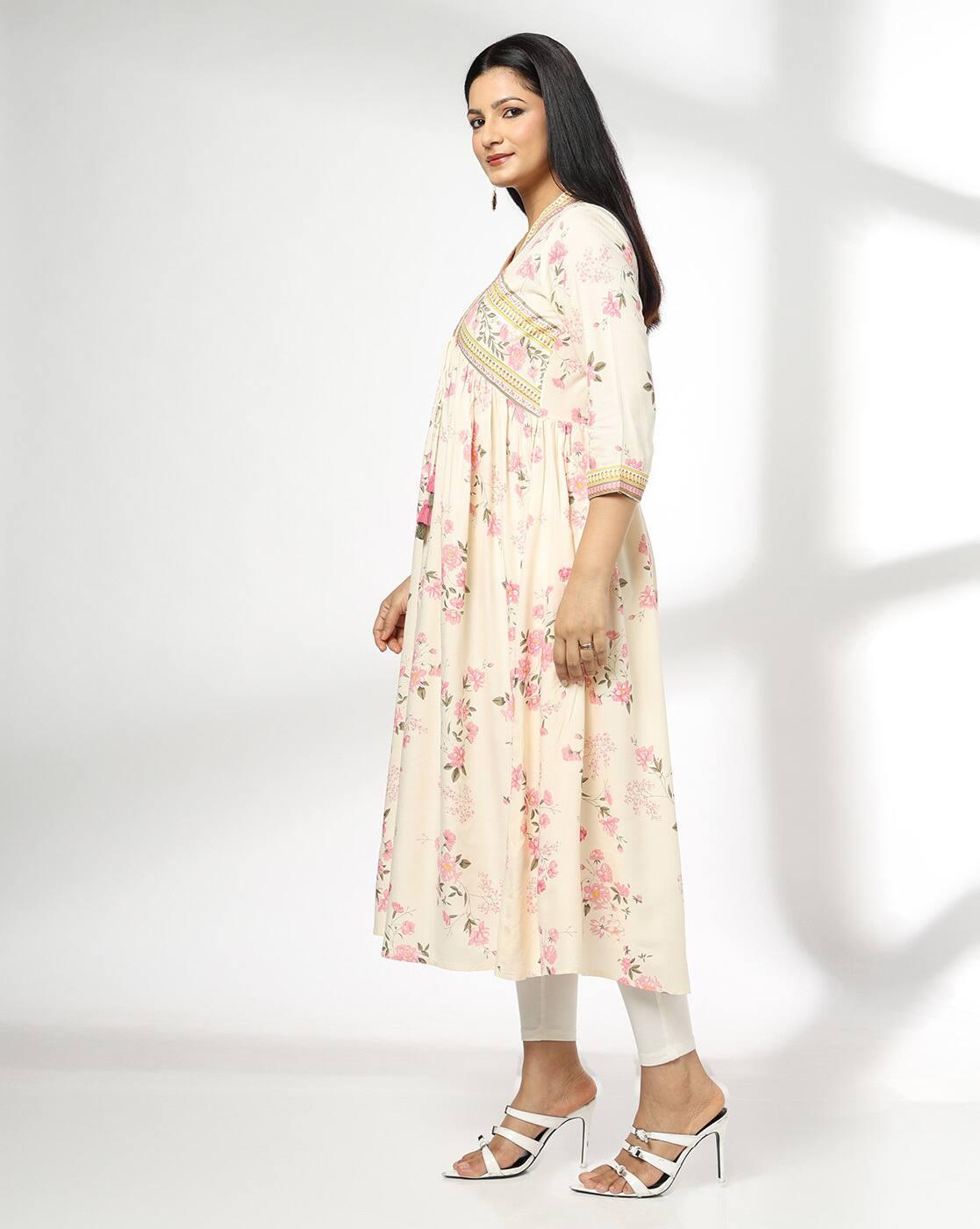 AVAASA MIX N' MATCH | Women Floral Print Flared Kurta|1