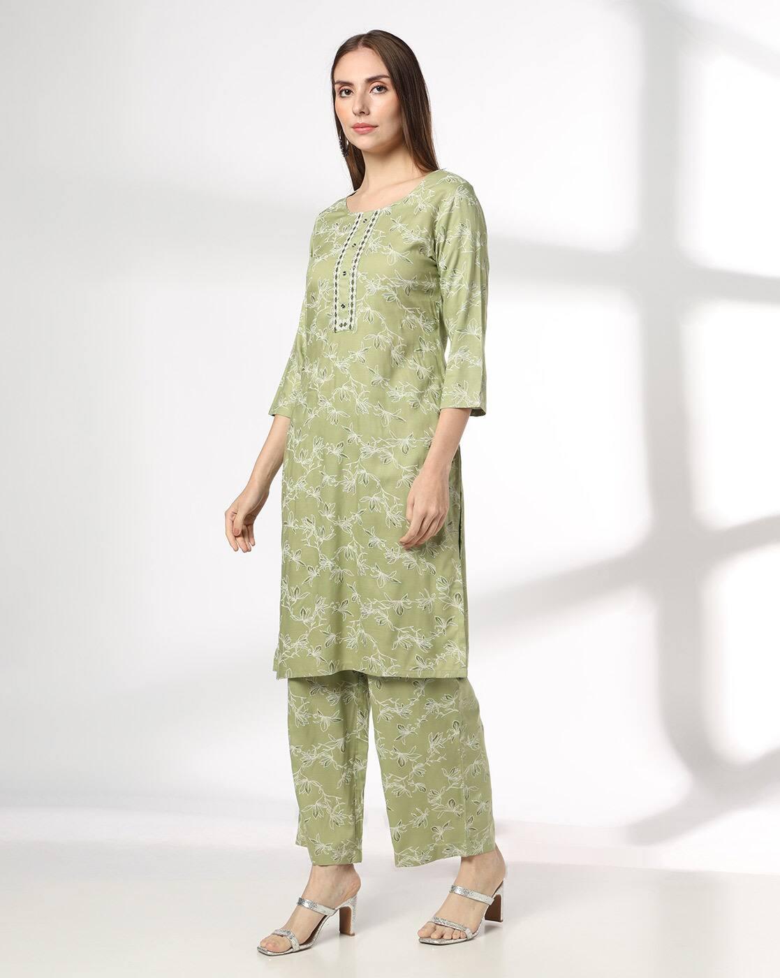 AVAASA MIX N' MATCH | Women Floral Print Straight Kurta & Pants Set|1
