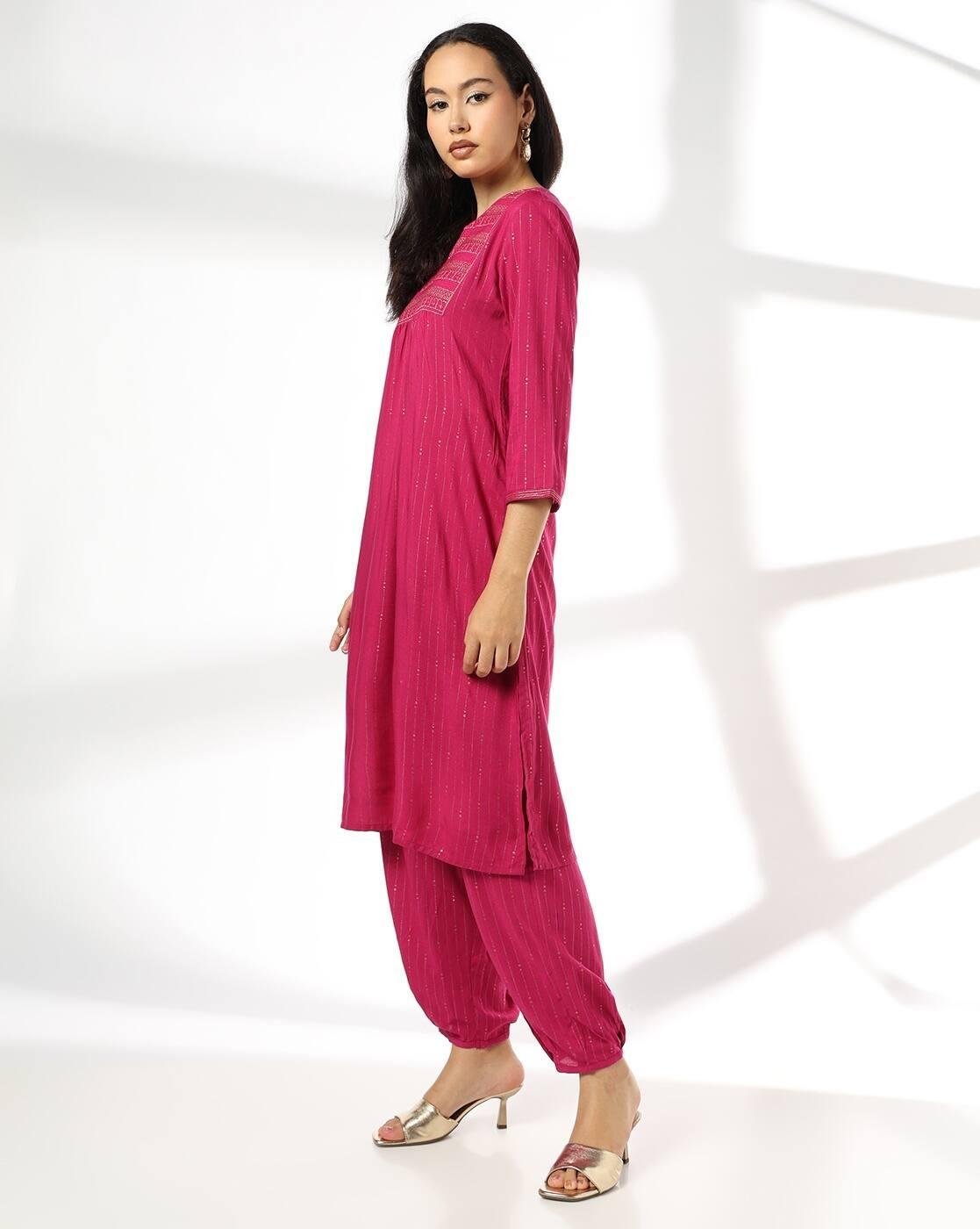 AVAASA MIX N' MATCH | Women Striped Straight Kurta & Salwar Pants Set|1