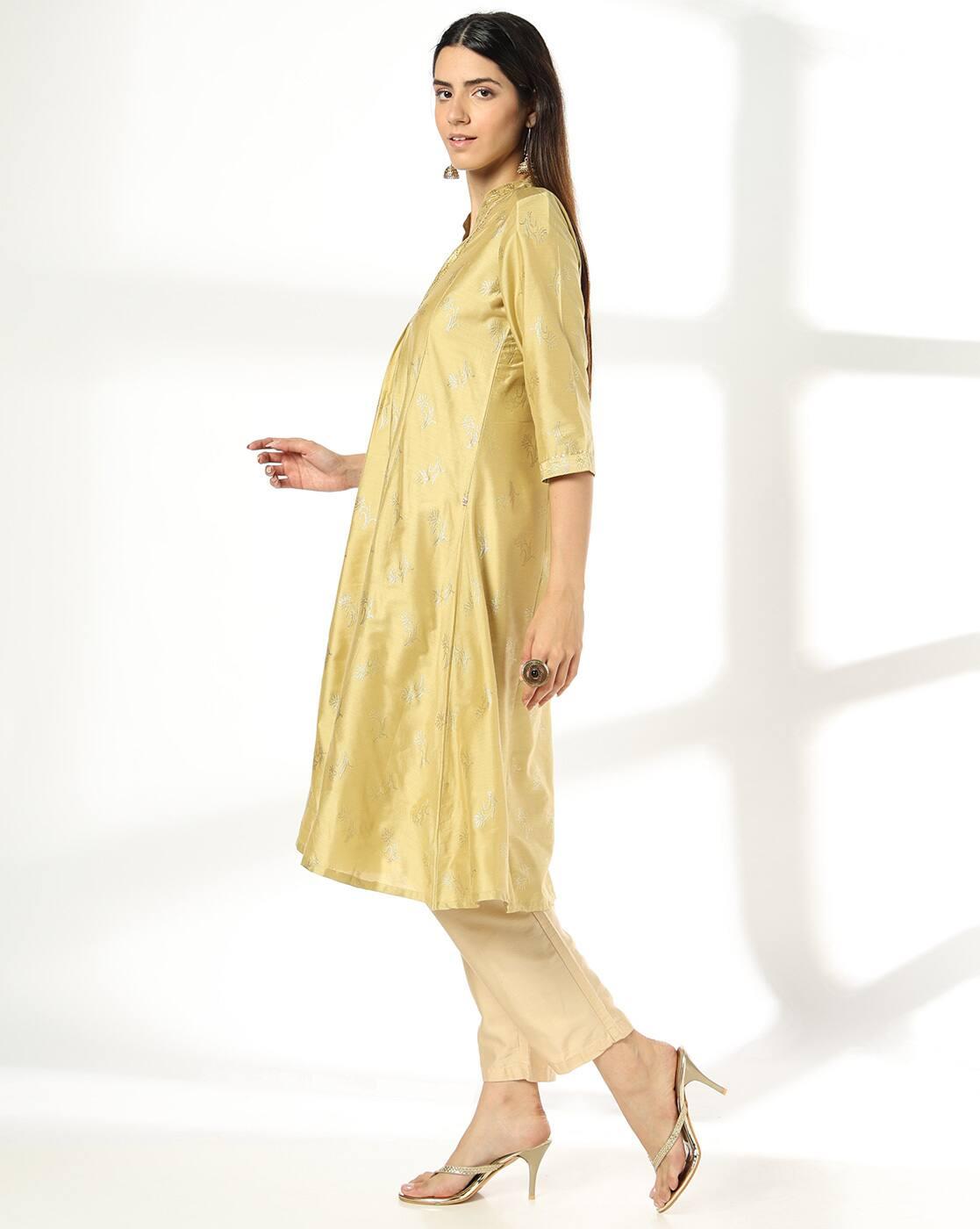 AVAASA MIX N' MATCH | Women Embroidered Straight Kurta|1