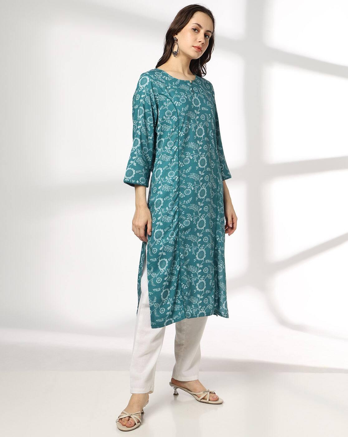 AVAASA MIX N' MATCH | Women Floral Print Straight Kurta|1