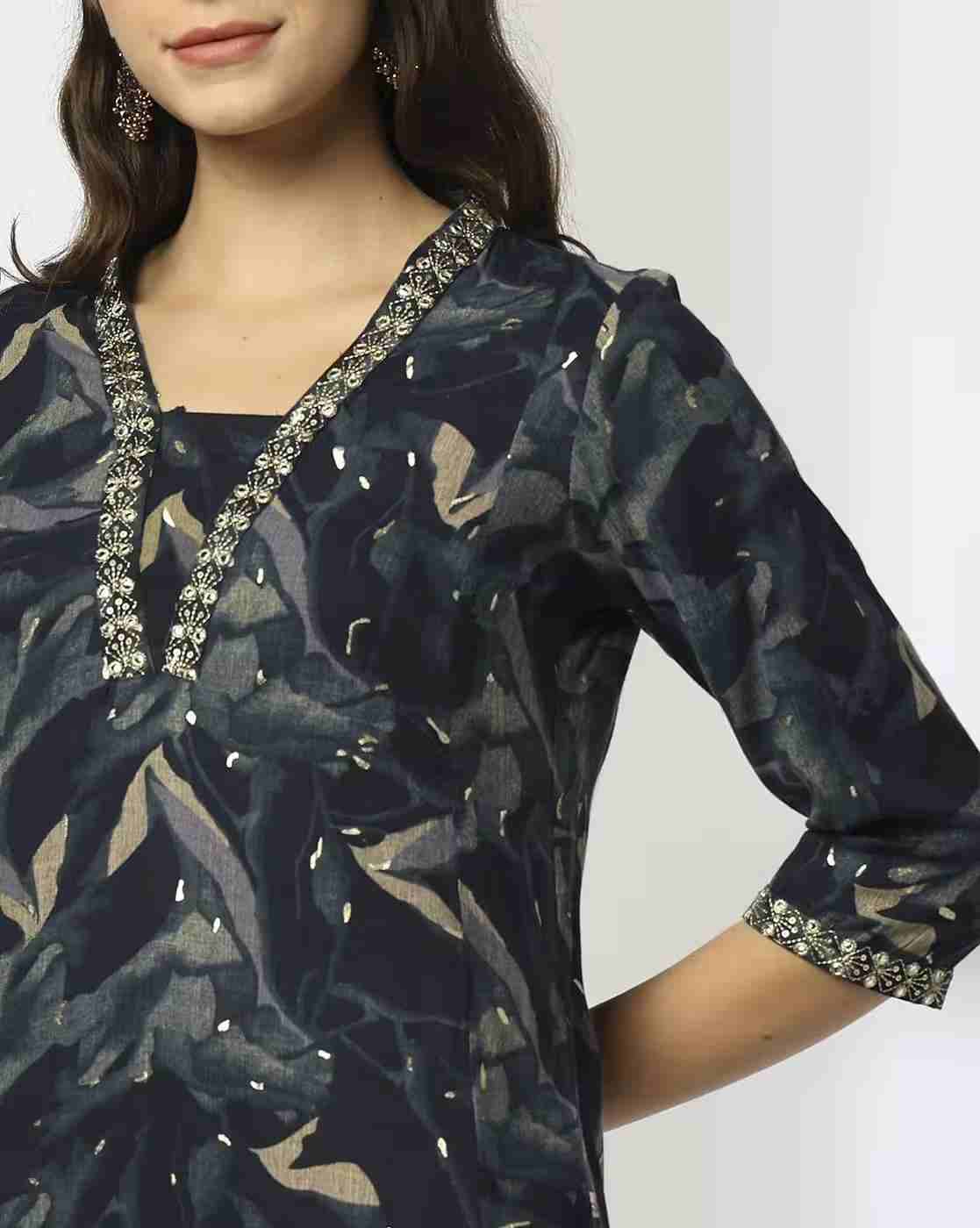AVAASA MIX N' MATCH | Women Printed A-Line Kurta|3
