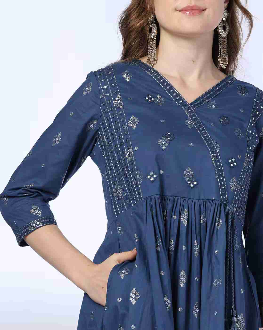 AVAASA MIX N' MATCH | Women Printed Flared Kurta|3