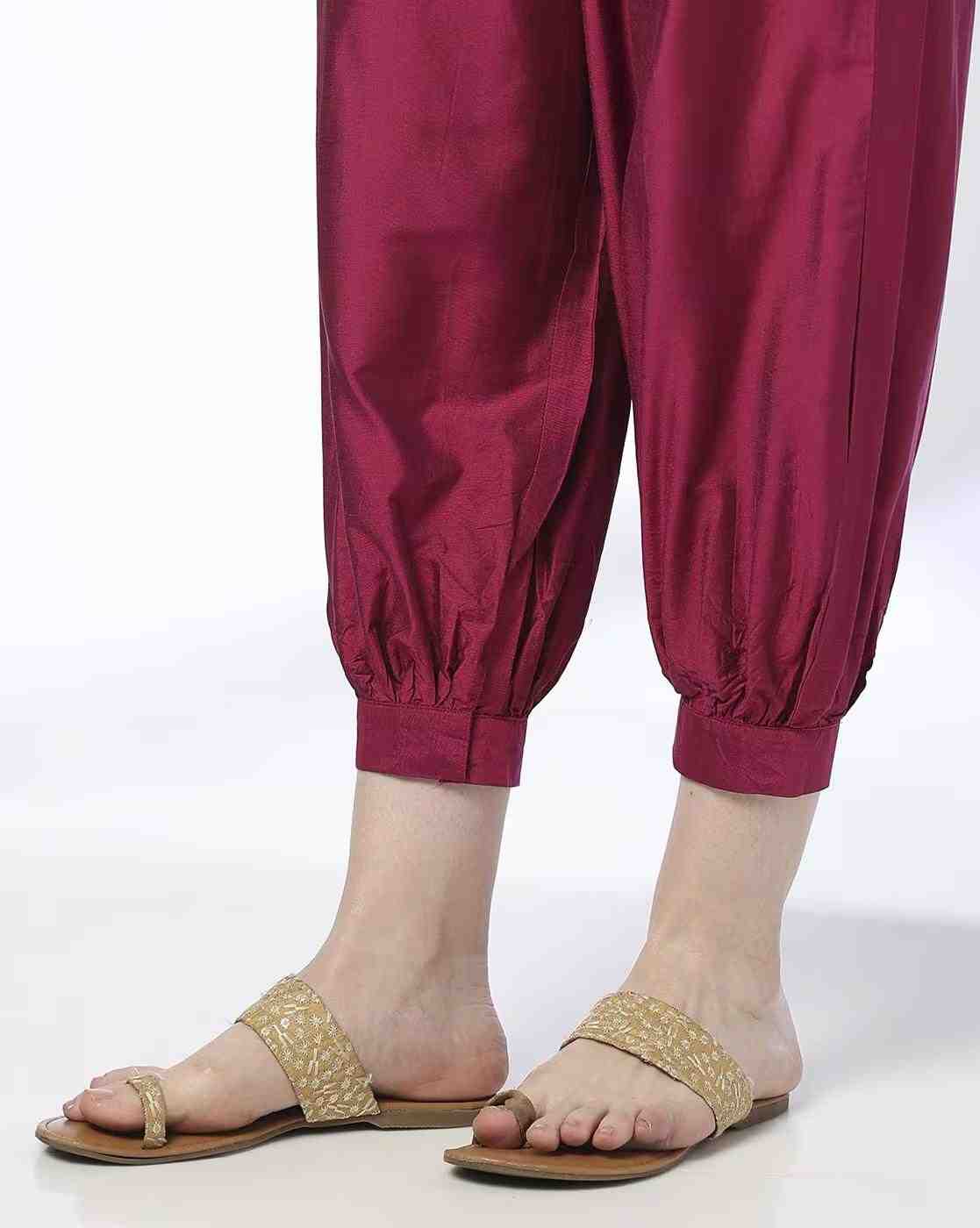 AVAASA SET | Women Floral Print Straight Kurta & Salwar Set|5