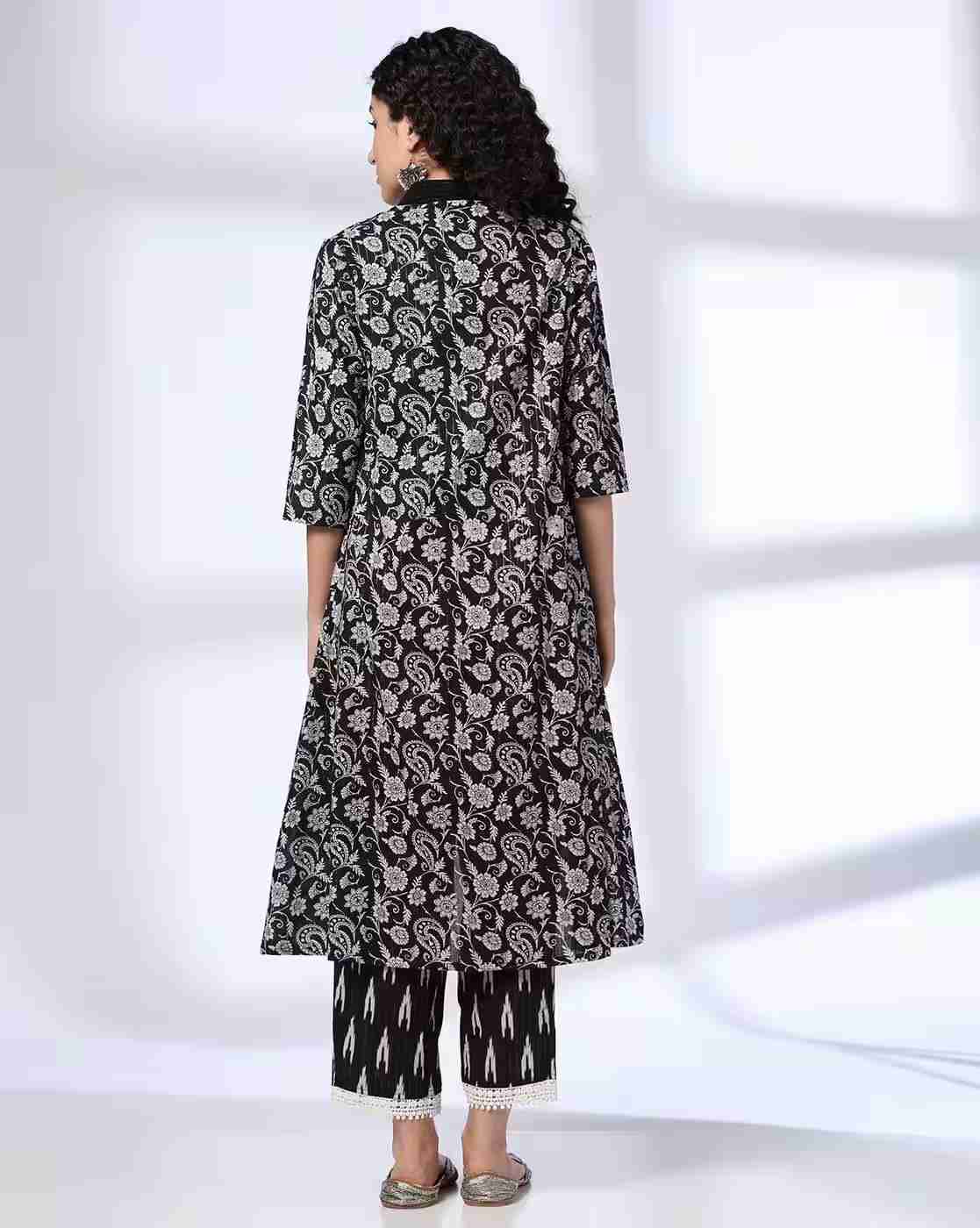 AVAASA SET | Women Ikat Print A-Line Suit Set