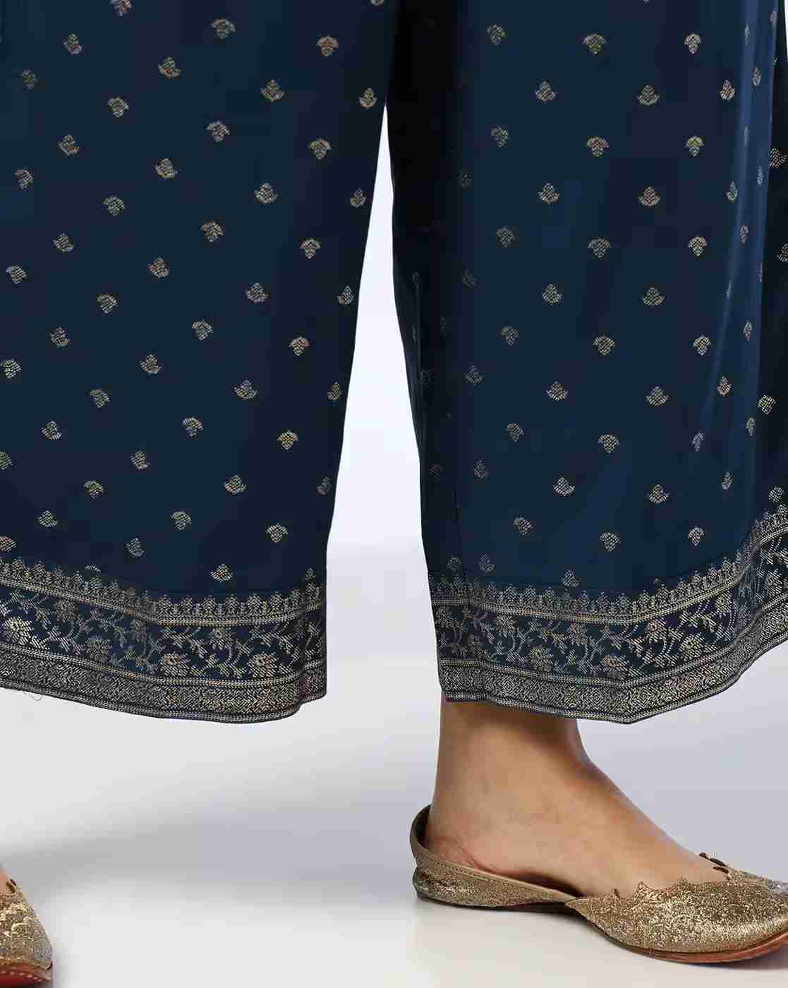 AVAASA SET | Women Printed Flared Kurta & Palazzos Set|4