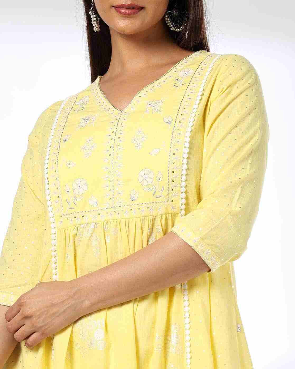 AVAASA SET | Women Printed Kurta Suit Set|3