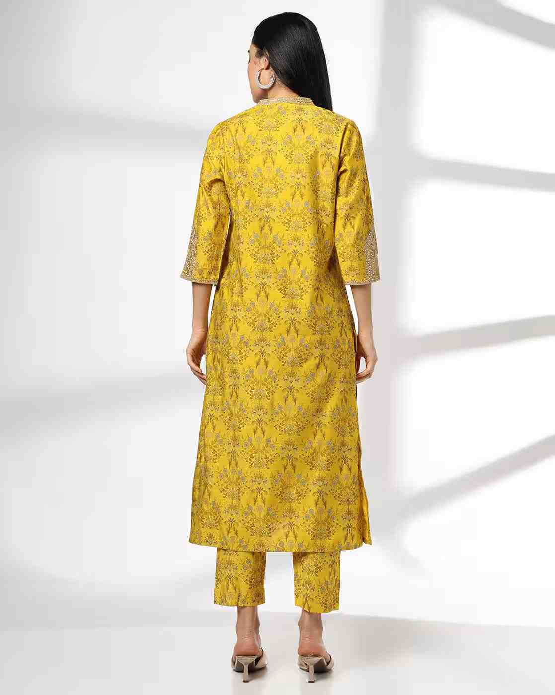 AVAASA SET | Women Printed Mandarin-Collar Kurta Set|2
