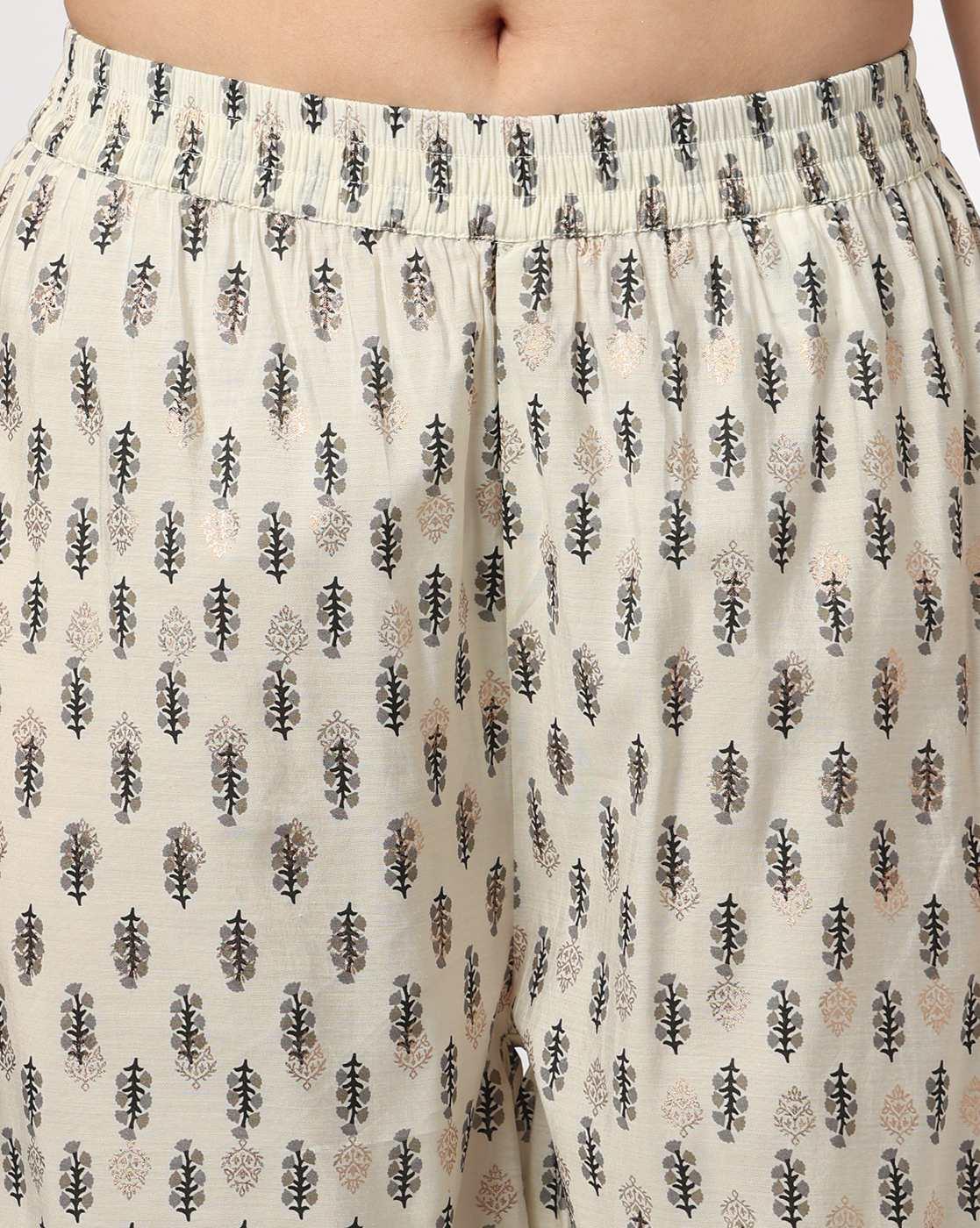 AVAASA SET | Women Floral Print Straight Kurta-Bottom Set|4