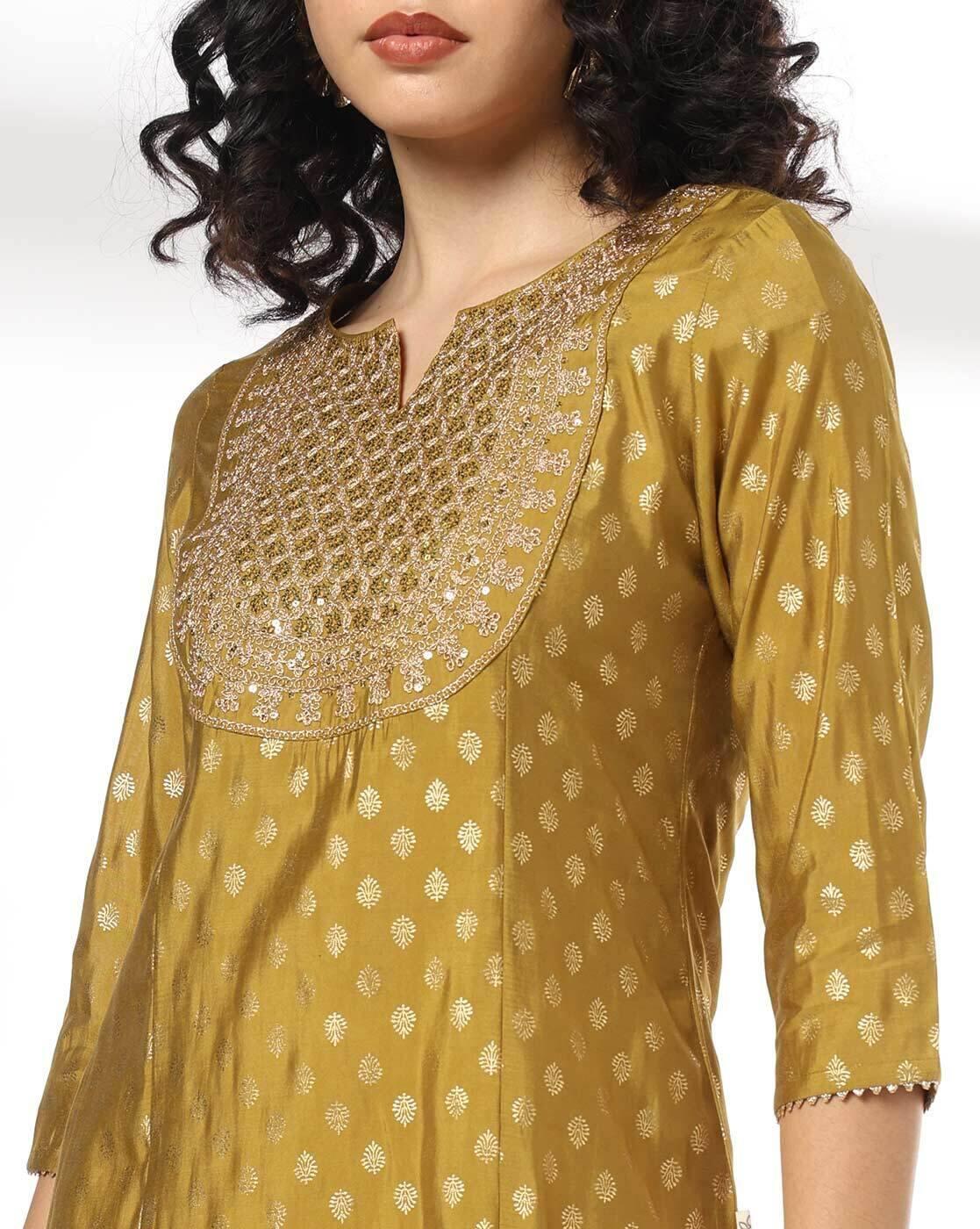 AVAASA SET | Women Embroidered Straight Kurta & Pants Set|3