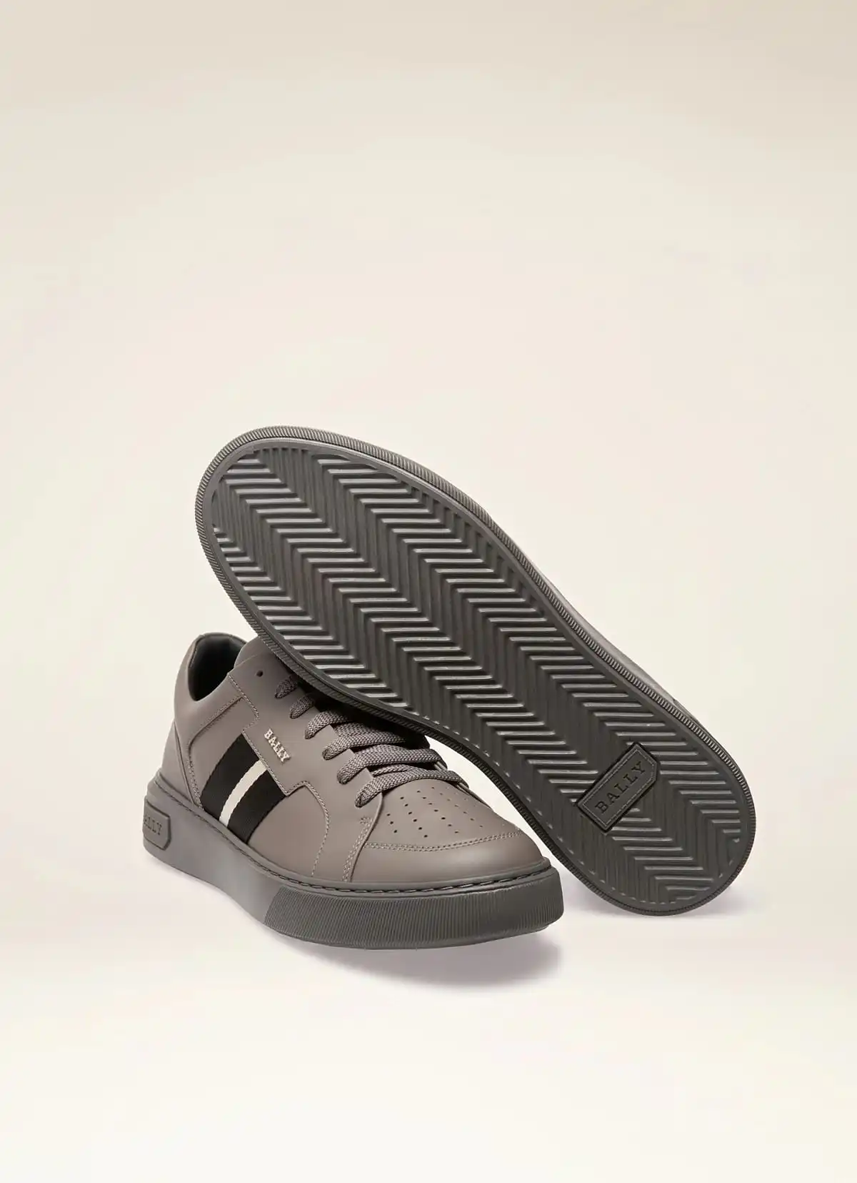 Moony Leather Sneakers
