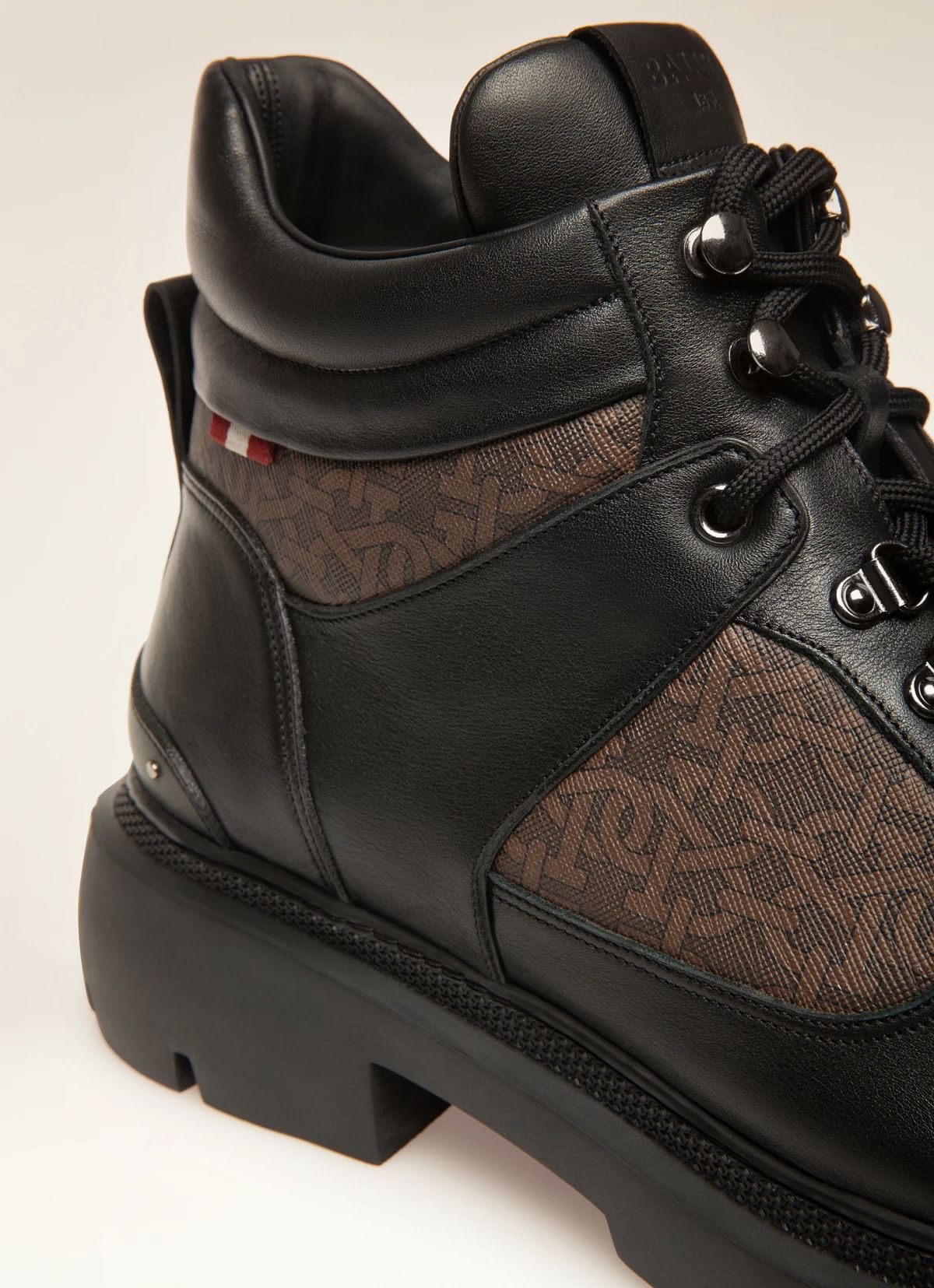 Valensy Leather Boots