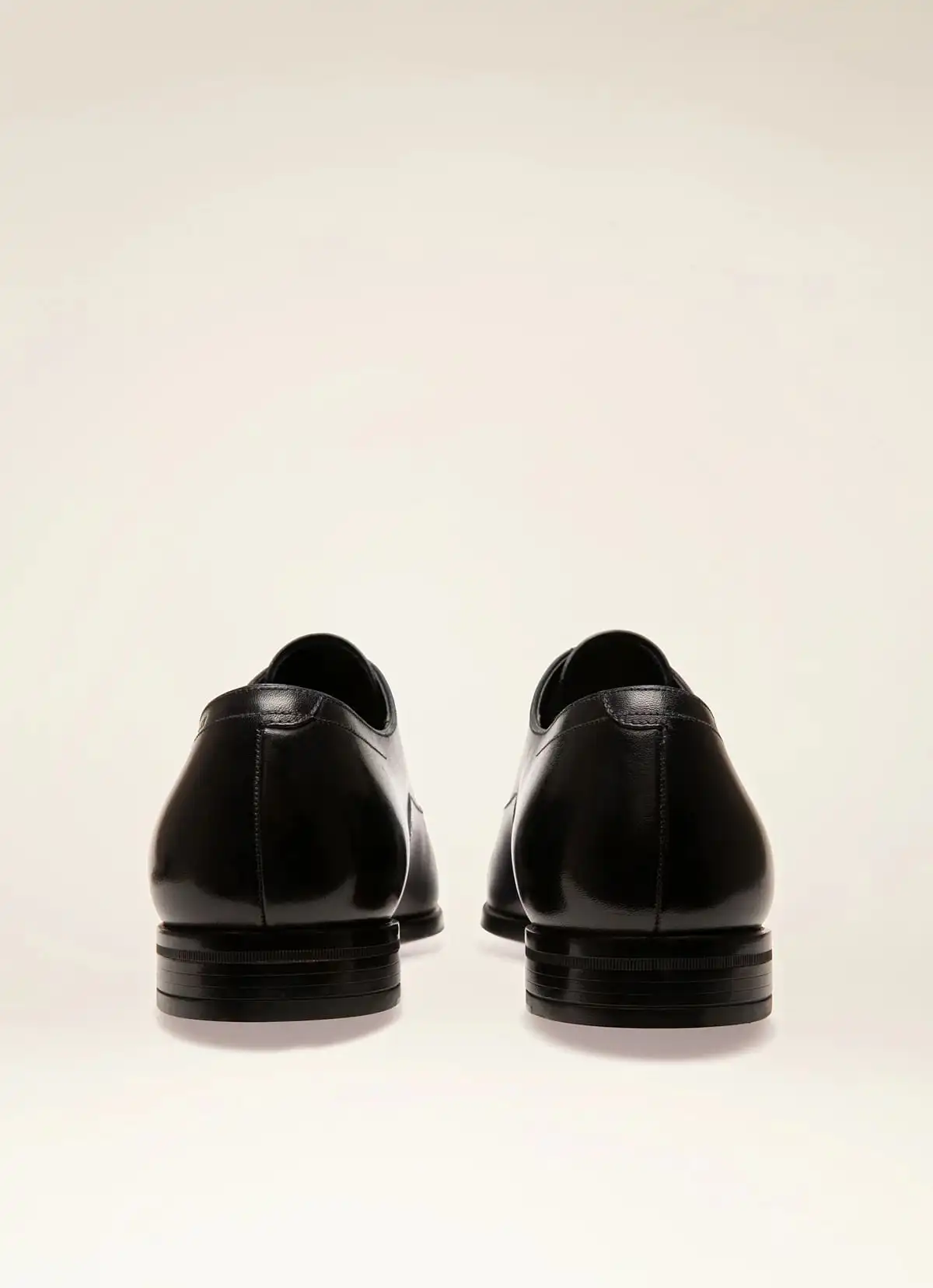 Lizzar Leather Lace-Ups